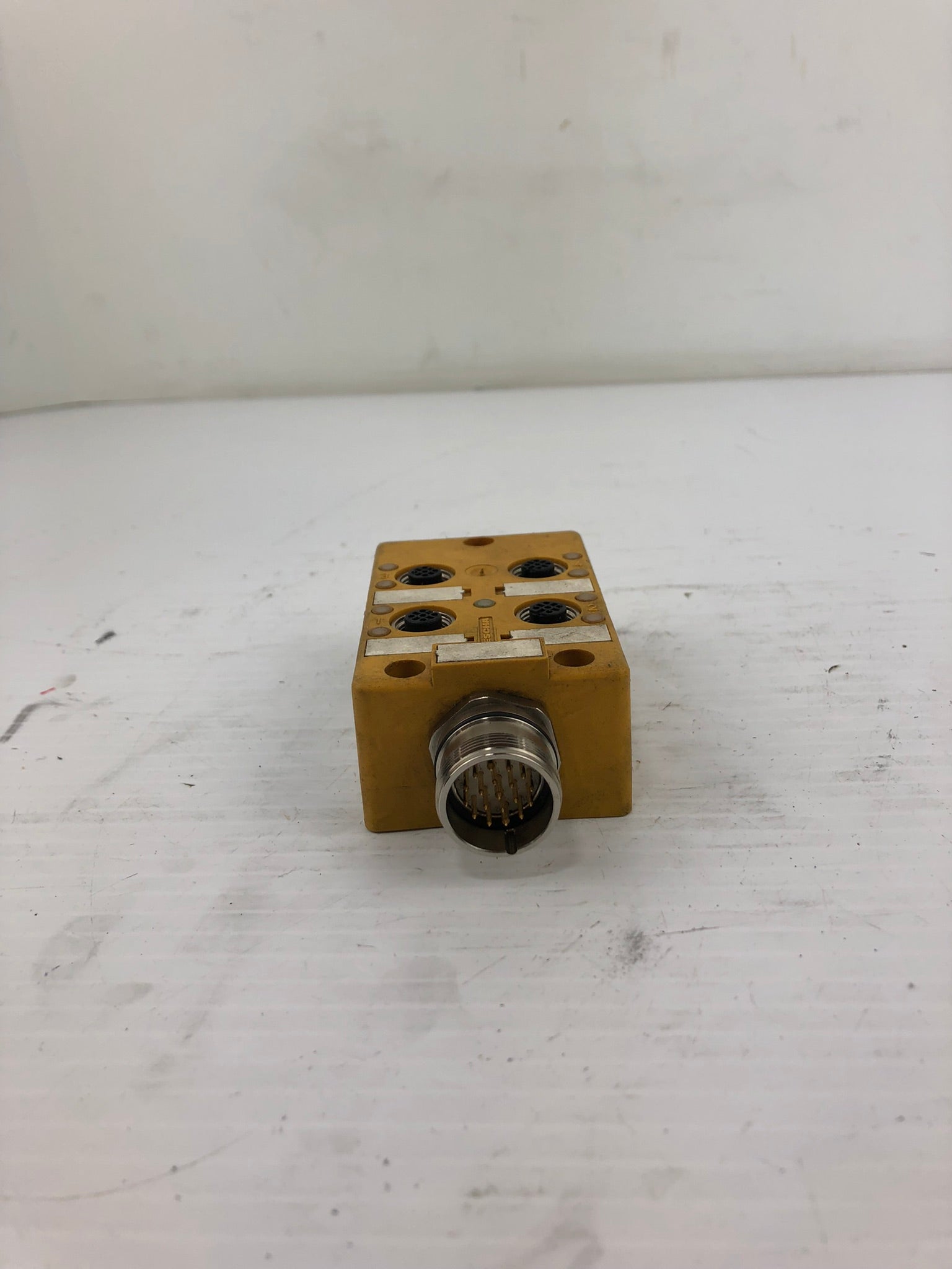 Turck U7016-4 Multi Box VB40.5-P7X9-CS19