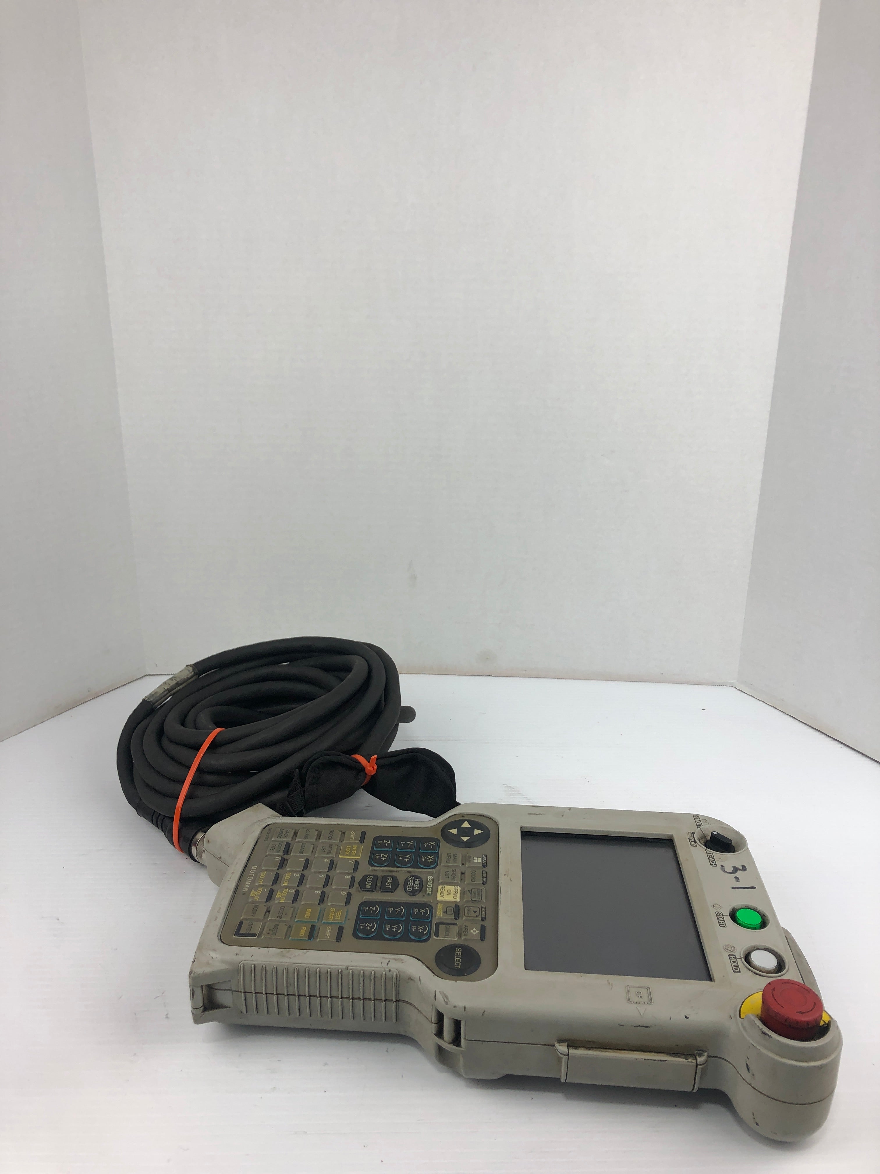 Yaskawa Electric Motoman NPP01B Teach Pendant 1715-MR-025370-5 with Cable