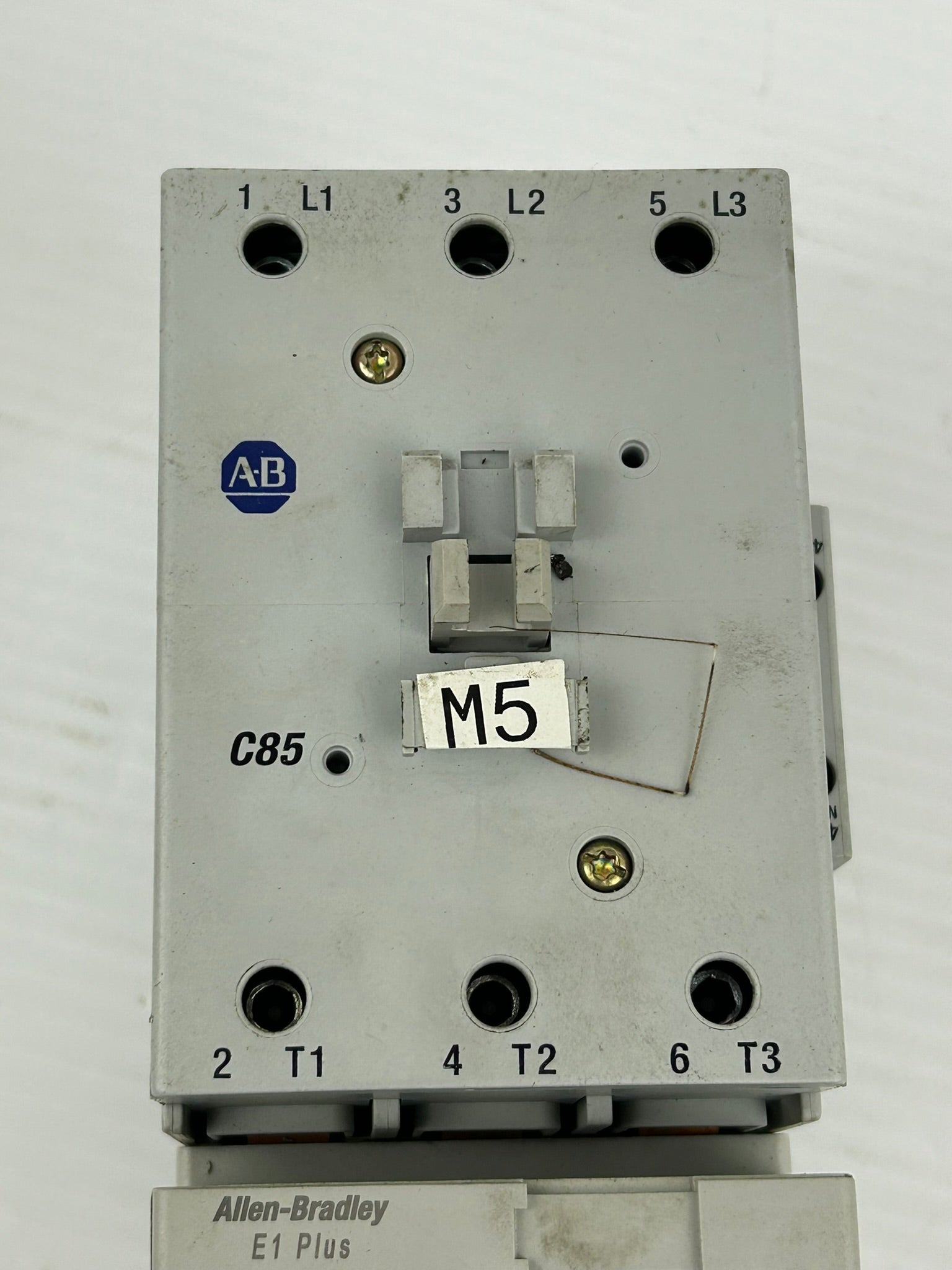 Allen Bradley 100-C85*00 Smart Motor Controller with 193-EEGE Overload Relay