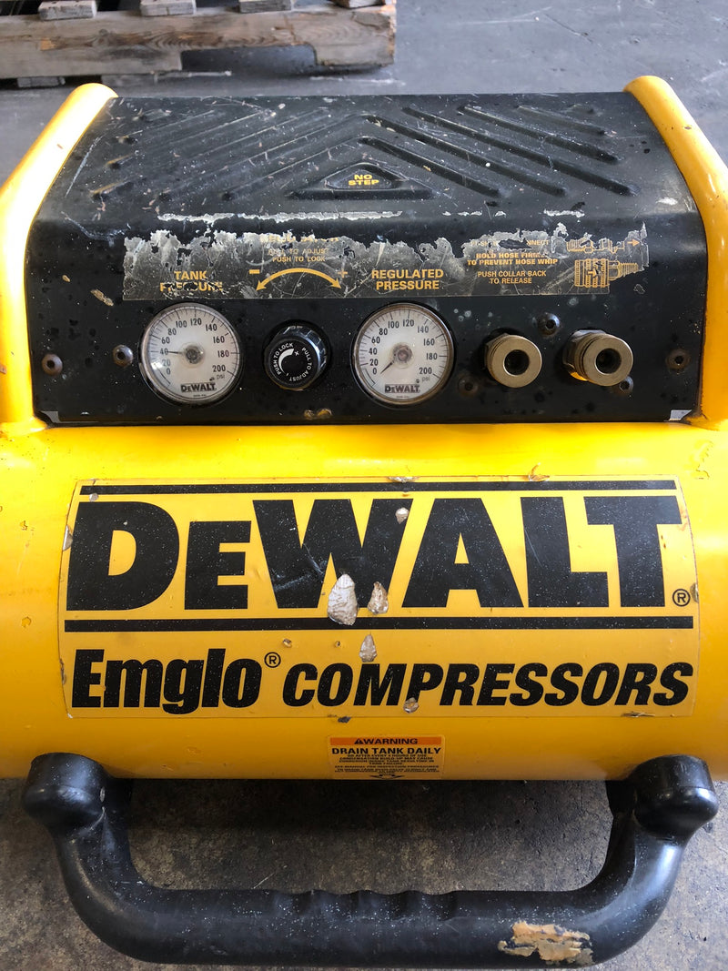 DeWalt D55155 Air Compressor Hot Dog Hand Carry Emglo Electric 4 Gal Single Tank