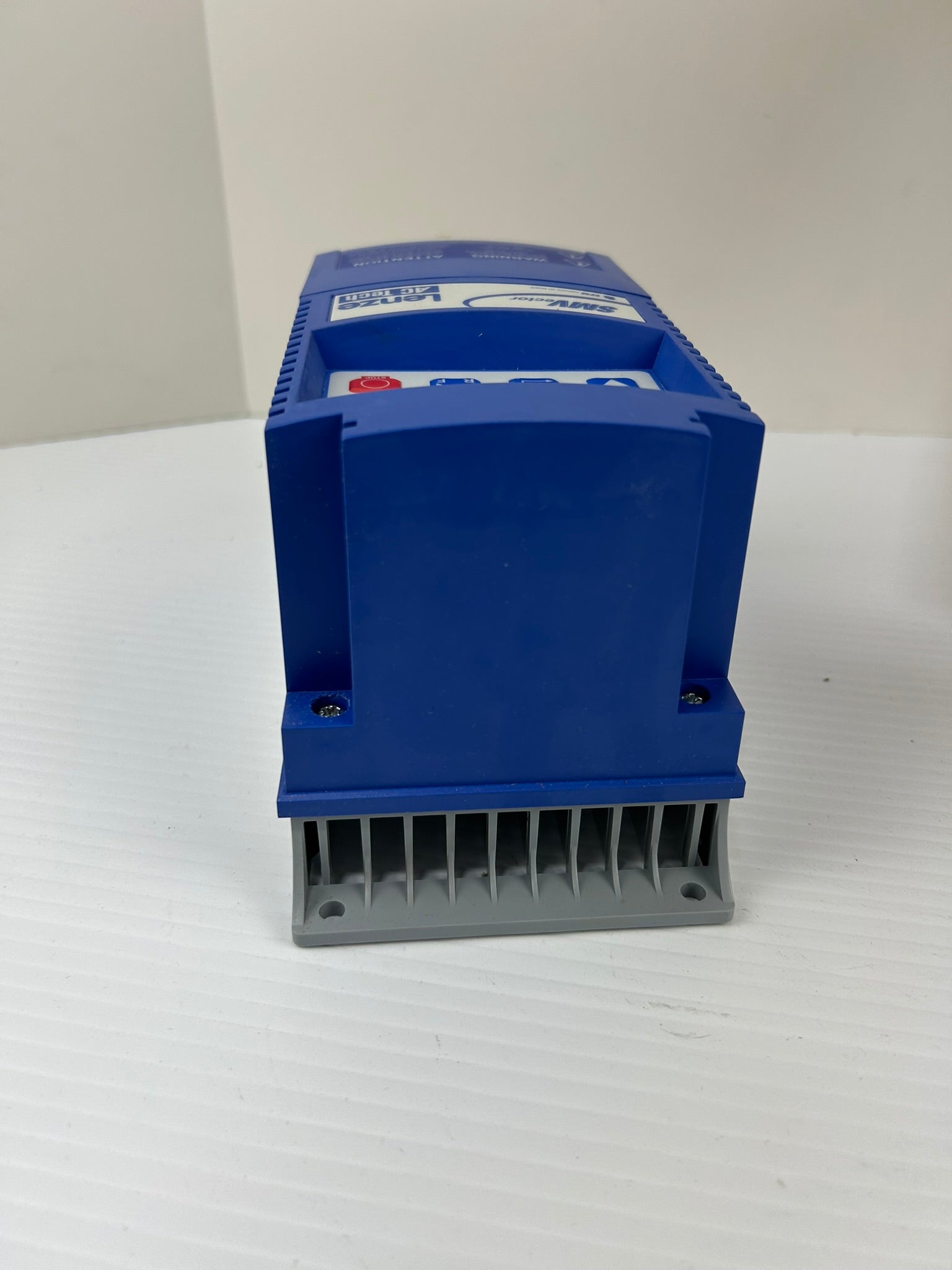 Lenze AC Tech SMVector ESV751N04TXB 1HP 400/480V 3PH VFD AC Drive - USA Shipping