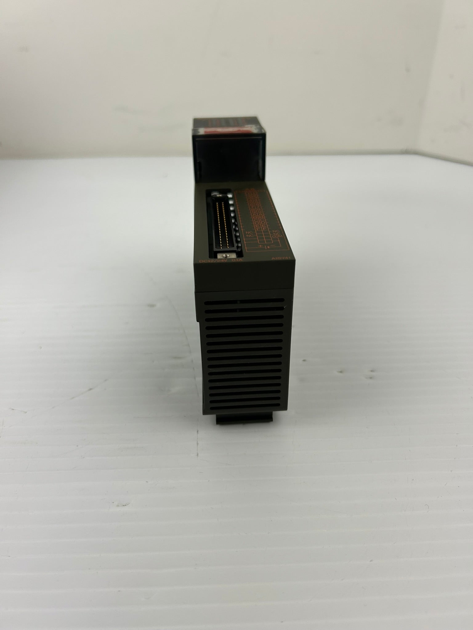 Mitsubishi A1SY41 Output Unit PLC Module 12/24VDC 0.1A
