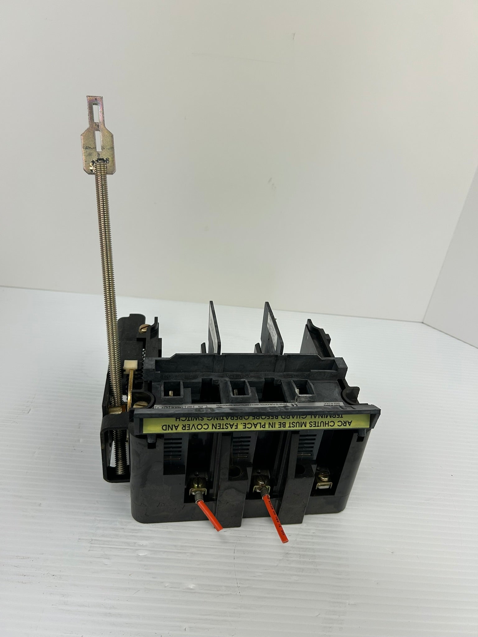 Allen Bradley 1494V-DS30 Line Terminal Guard Series A 30 Amp 600VAC 250VDC Max