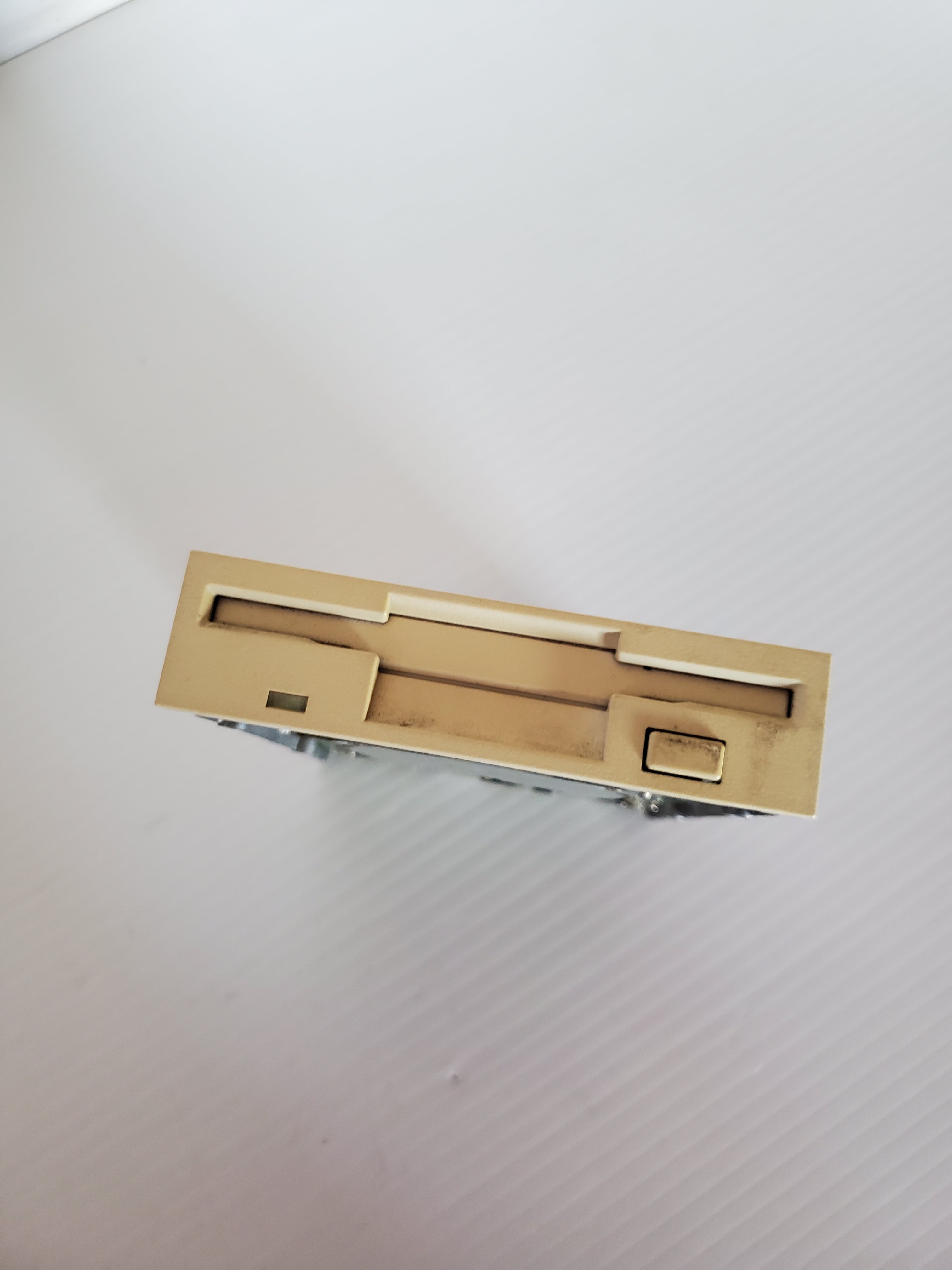 134F82-01 Floppy Disk Drive for Computer Tower Rev A