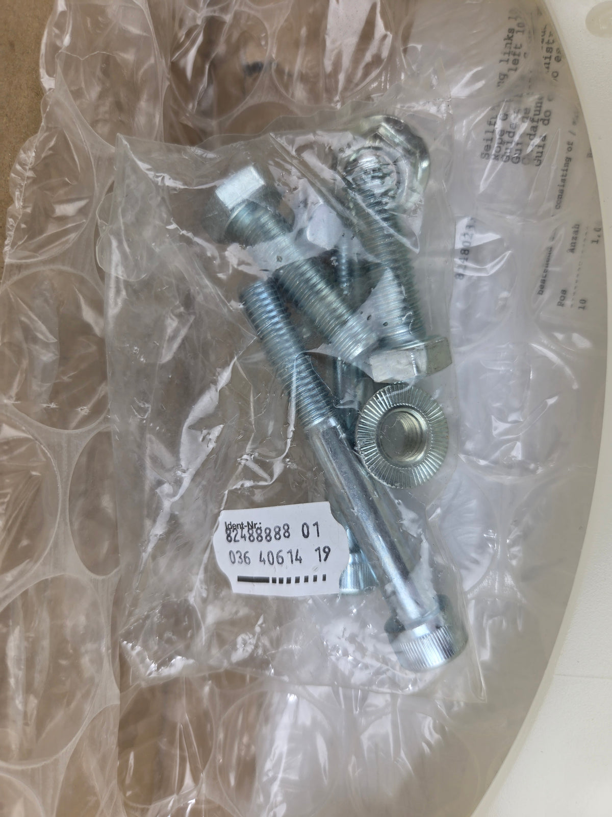 Demag 82480233 Crane Rope Guide 10/20 Left L1700 PA12 for DH1000 Wire-Rope Hoist