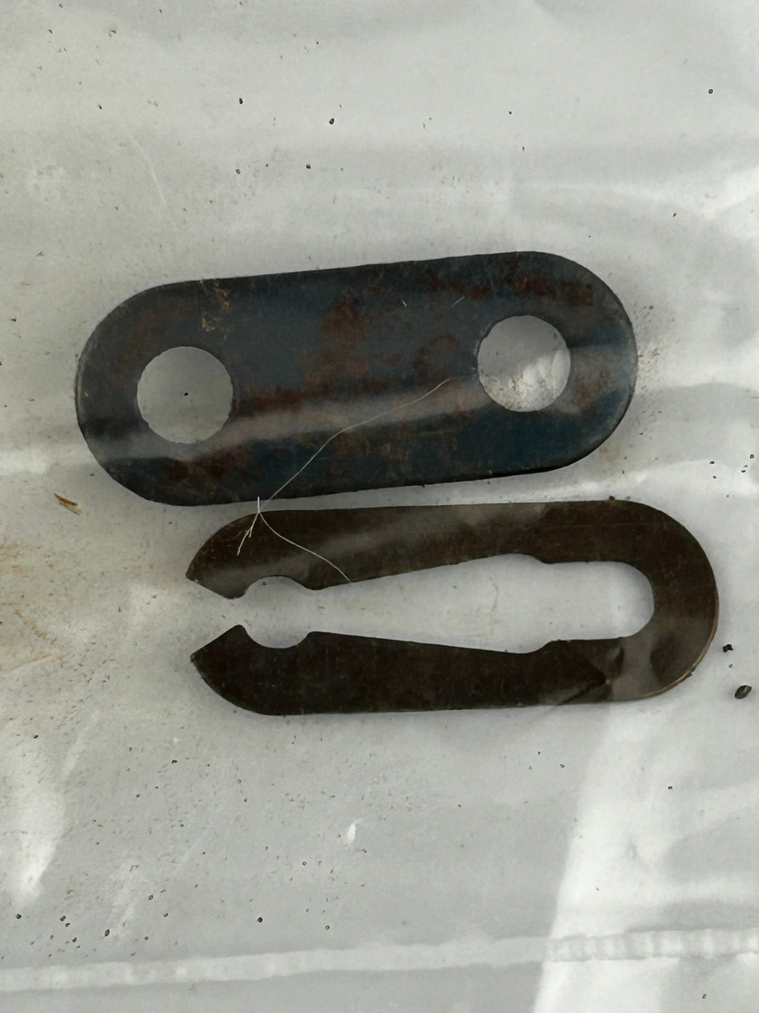 Connecting Link Spring Clip Type Number 43 1/2" Pitch x 1/8" Wide - Boxof 25