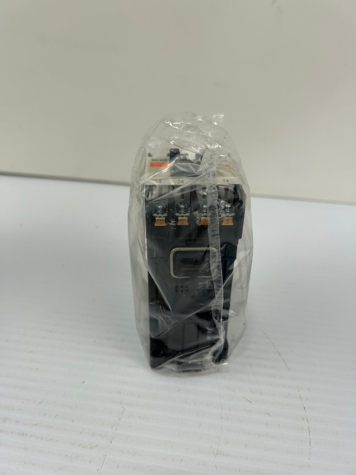 Fuji Electric SH-4/G Auxillary Relay 4GH440M 4a(4NO) 24VDC Coil