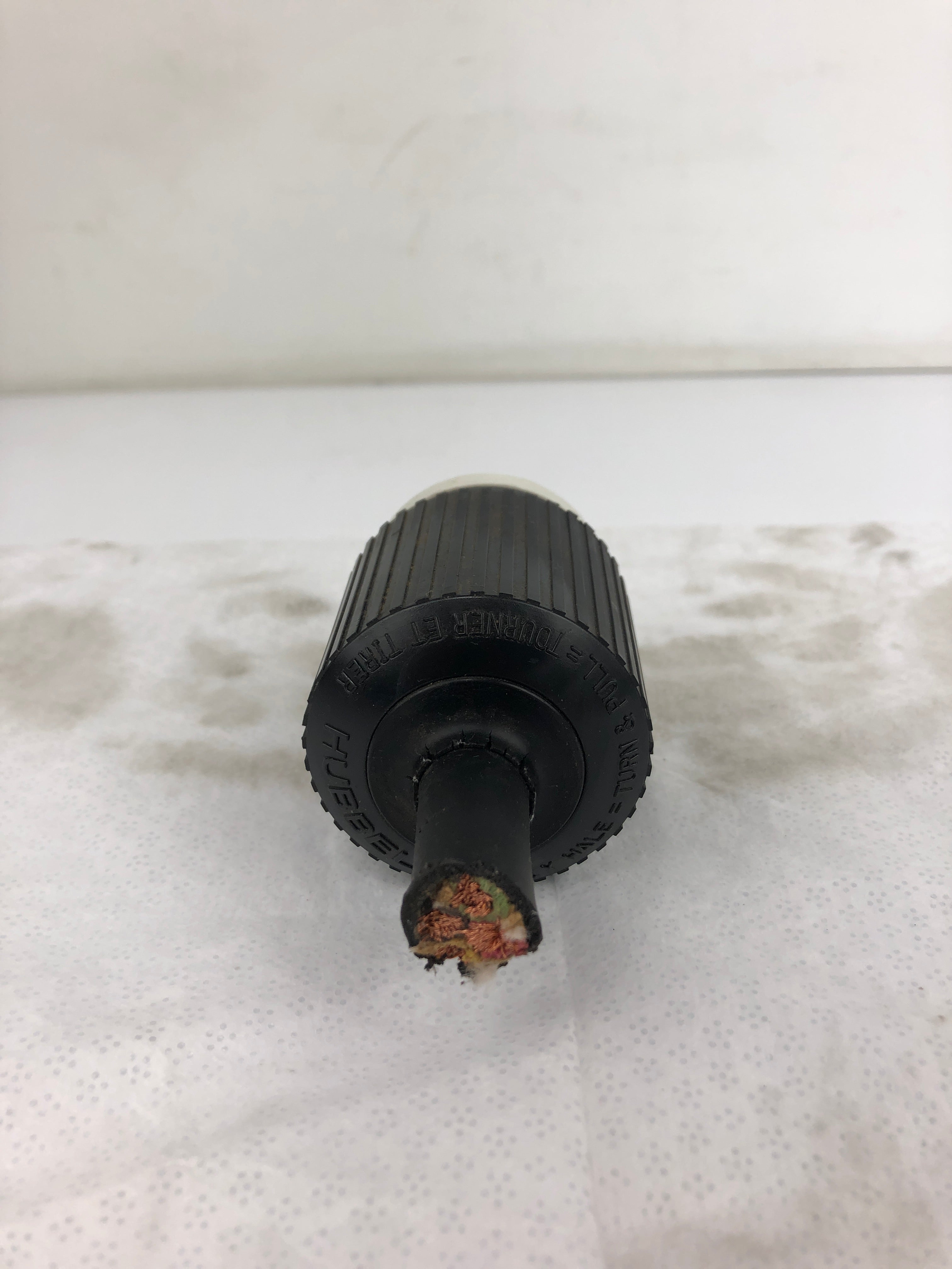 Hubbell Turn and Pull NEMA L14-20 20A 125/250V