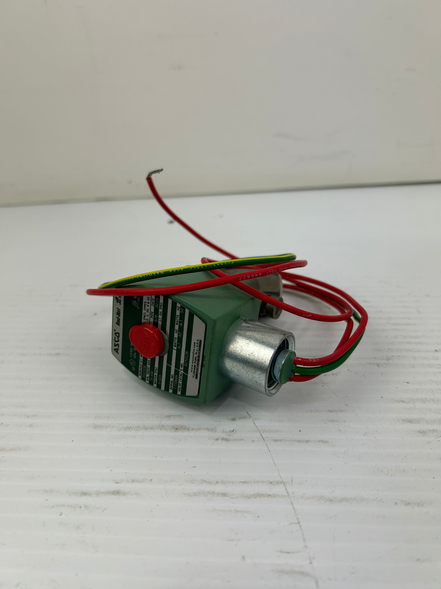 ASCO 8210G36 Solenoid Valve 6.1/8.1 Watts 50/60Hz