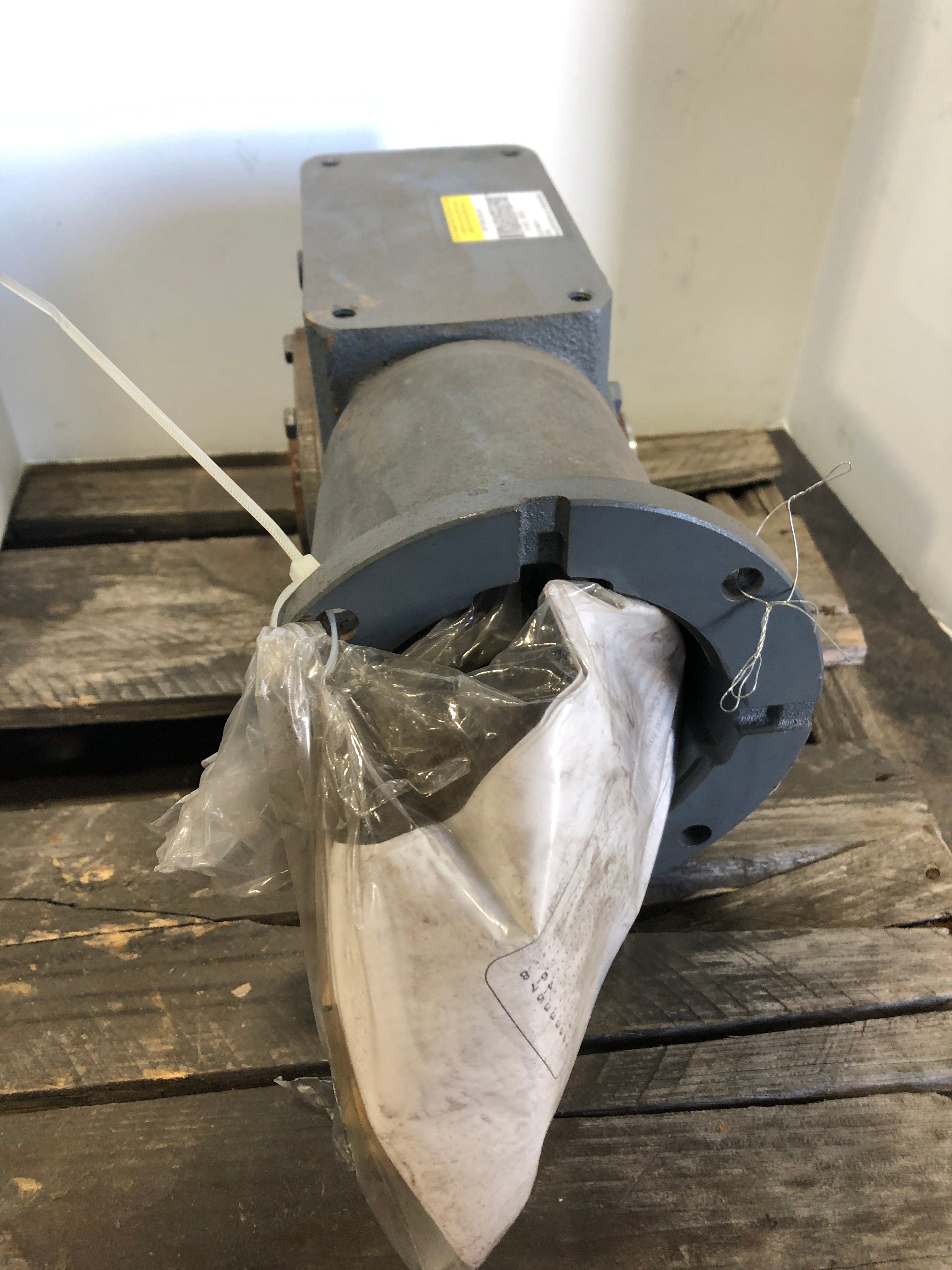 Boston Gear SRF726B-50N-B5-G Speed Reducer Ratio 50:1 1.04HP