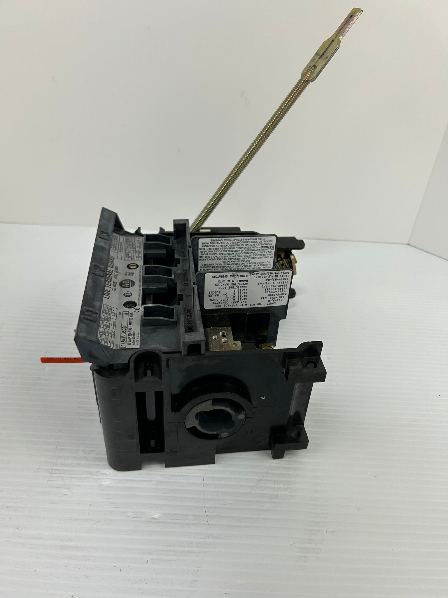 Allen Bradley 1494V-DS30 Line Terminal Guard Series A 30 Amp 600VAC 250VDC Max