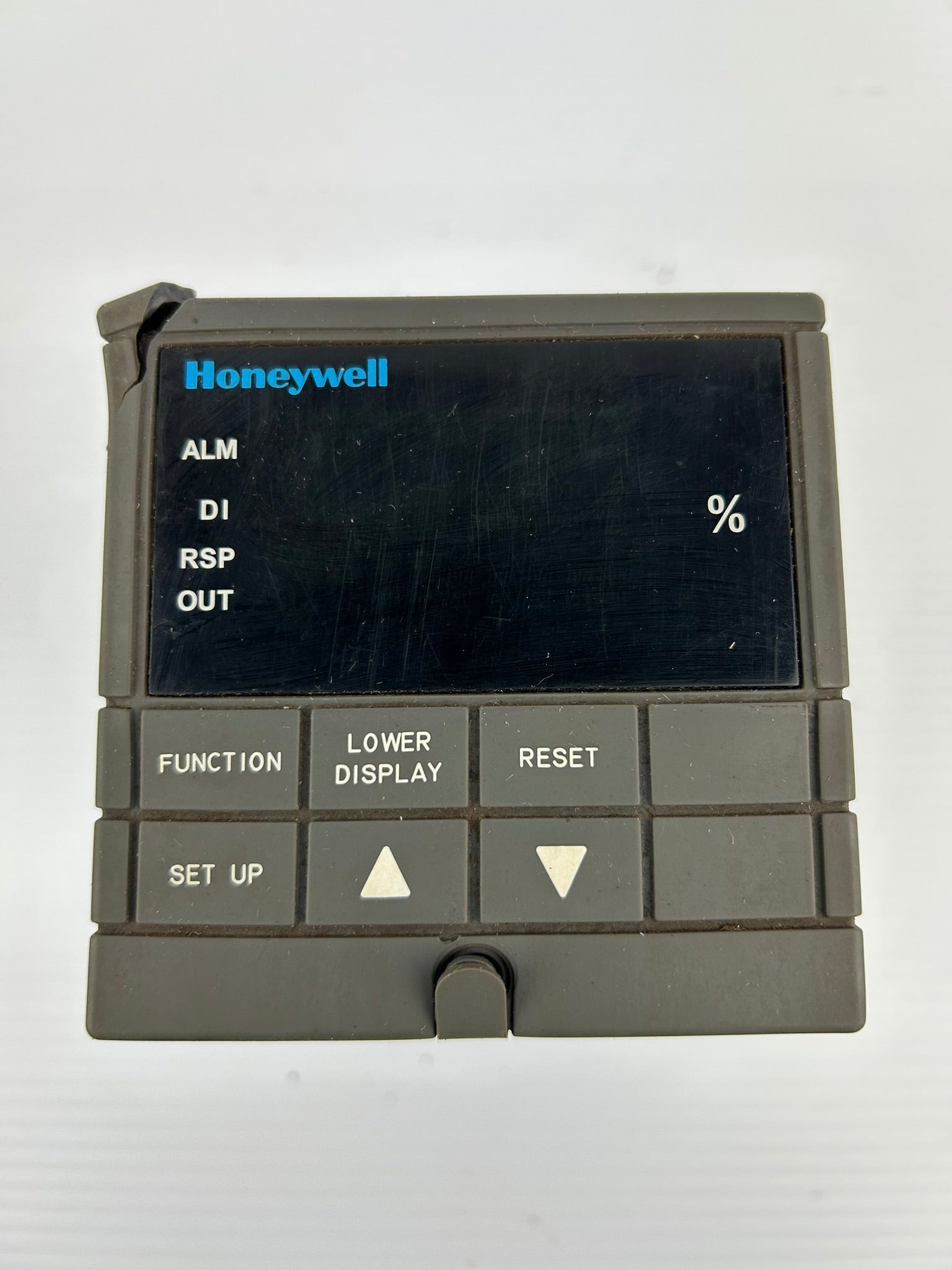 Honeywell DC330L-E0-000-20-0A0000-00-0 Temperature Controller UDC3300