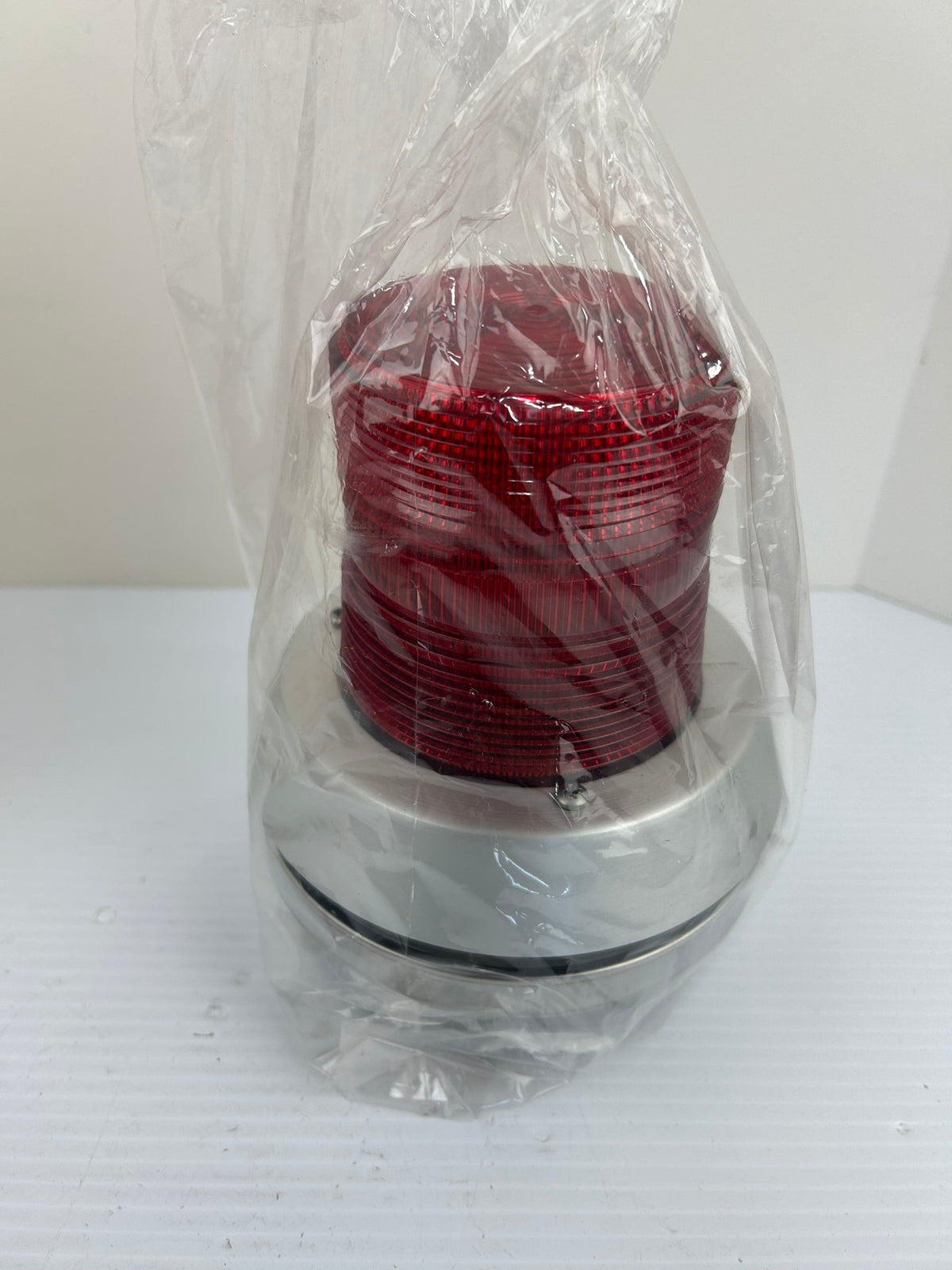 Edwards Signaling Adaptabeacon 51R-N5-40W Red Flashing Light w/Horn - No Bulb