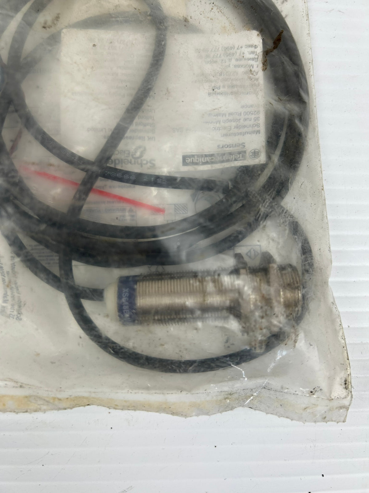 Telemecanique XS618B1MAL2 Inductive Proximity Sensor Switch M18 8mm - Lot of 2