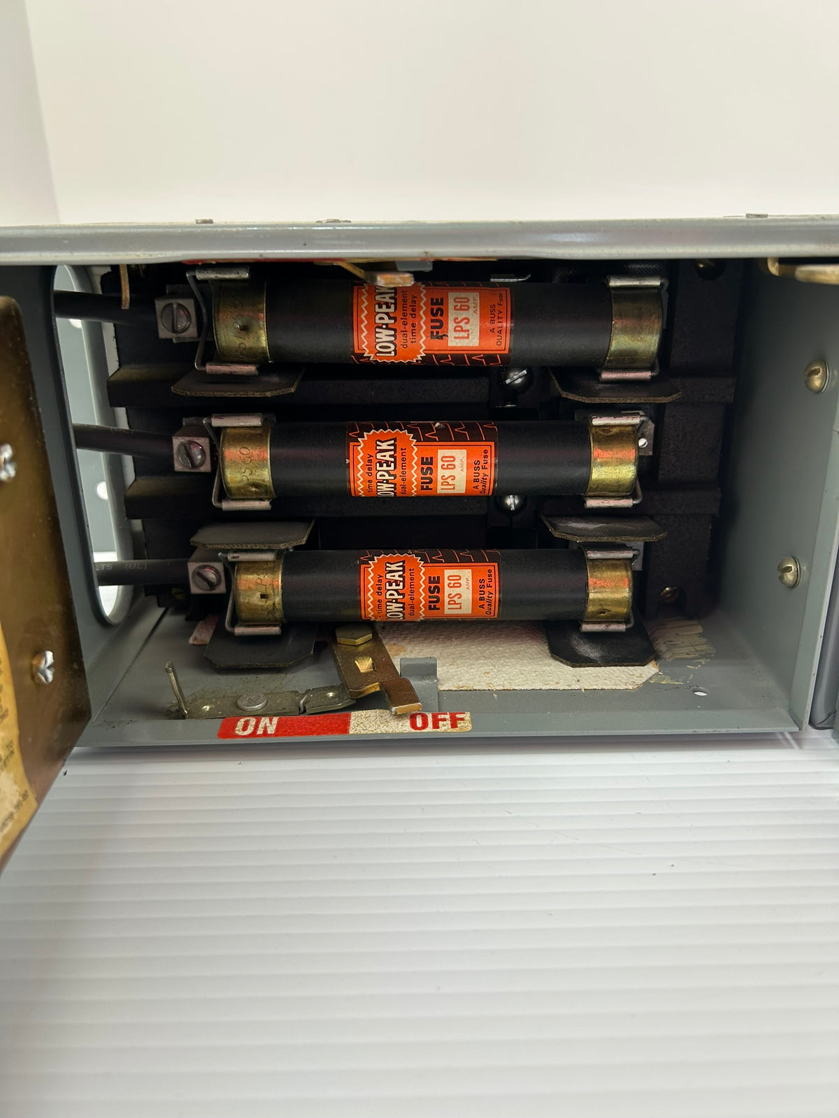 Square D QMB Saflex Twin Switch QMB-3606-T 60 Amp
