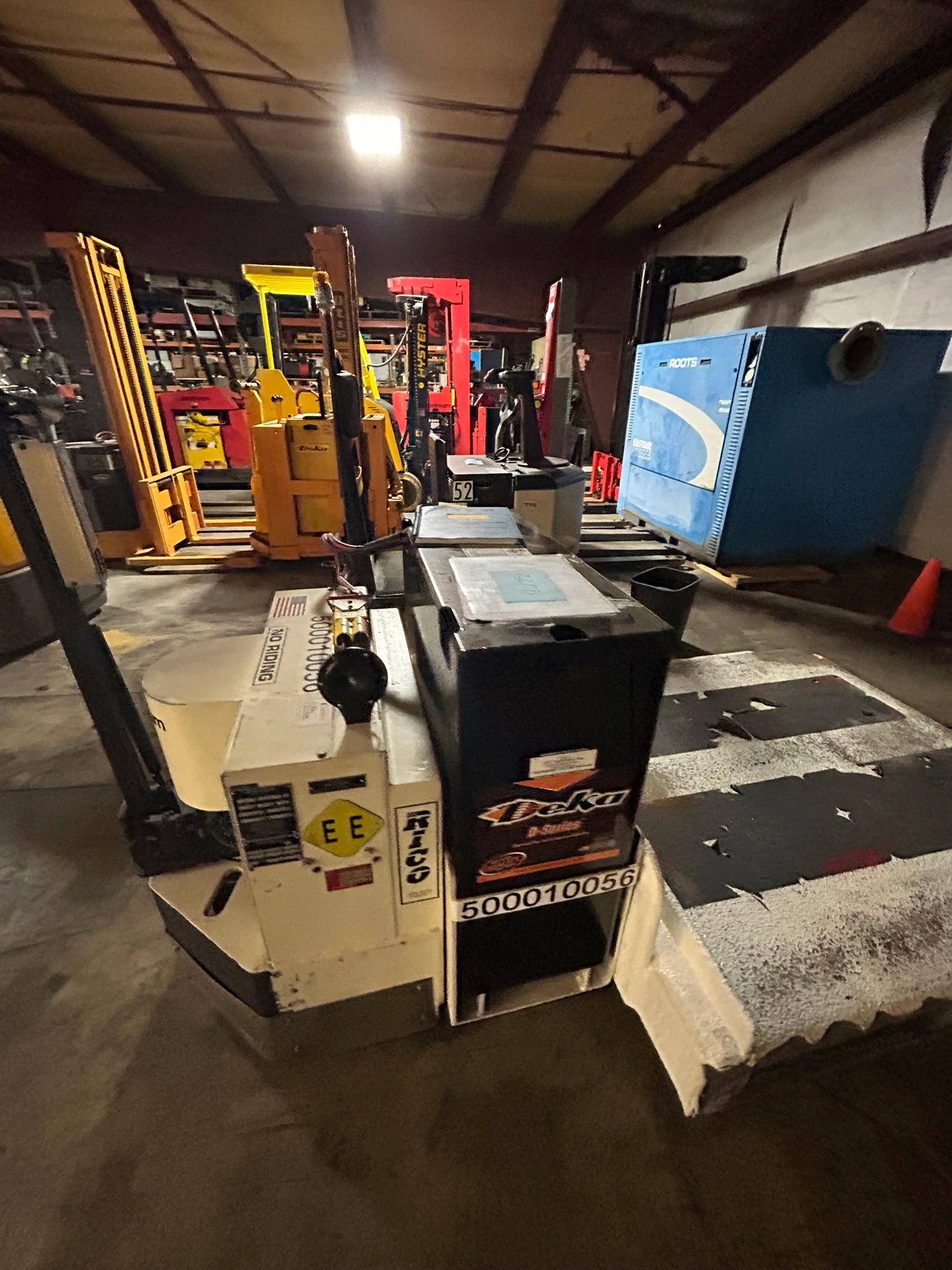 BPR Rico PWH-EE90 Walkie Platform Lift Truck 9000 Lb. Capacity Type EE 24V