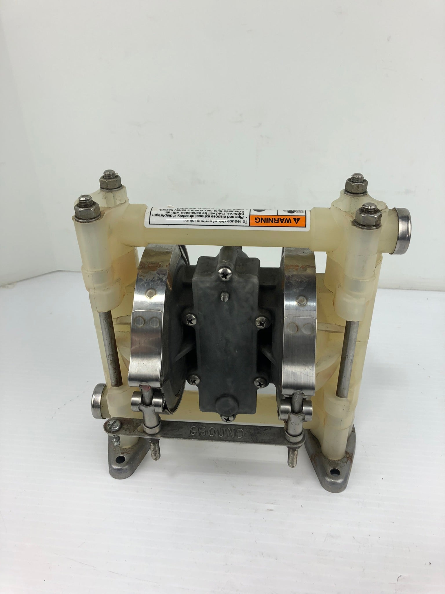 Polypropylene Air Diaphragm Pump D32955 Series B00E 100 PSI 7 bar