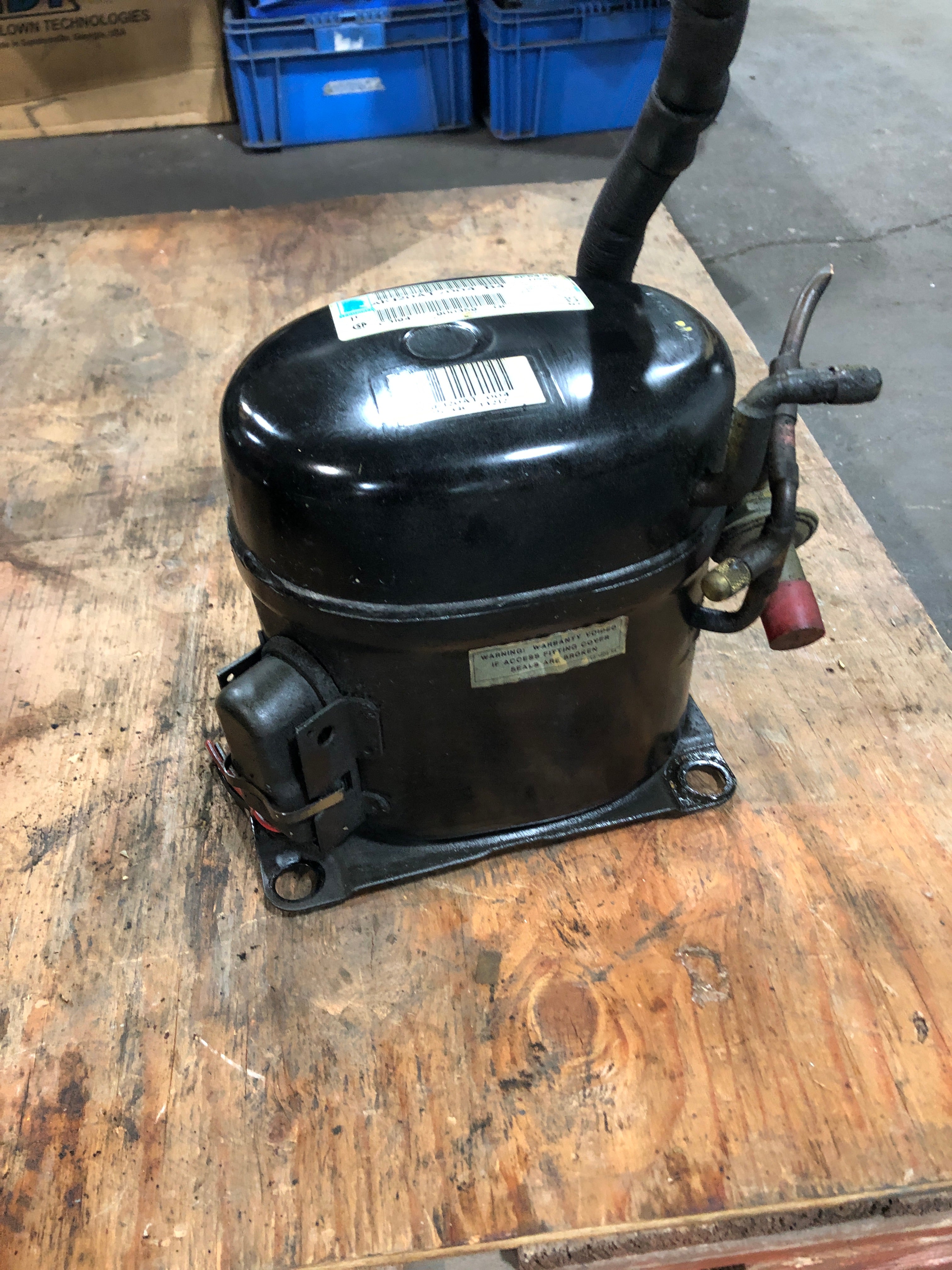Tecumseh AK120AT-004-B4 Refrigerated Compressor