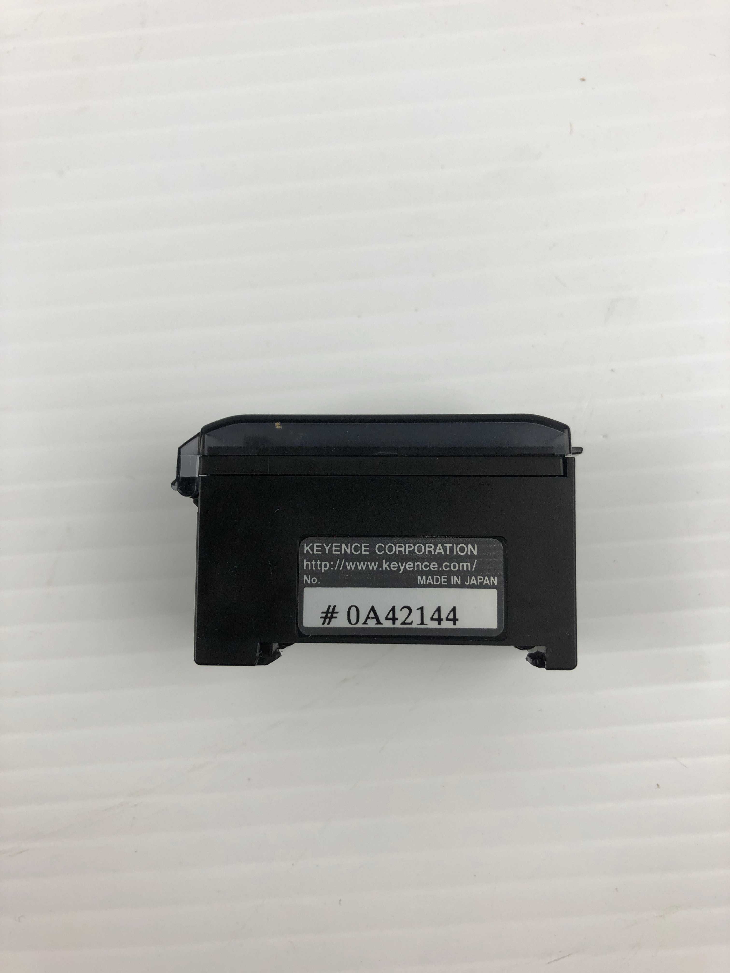 Keyence Corp FW-V20P Digital Sensor 24VDC Class 2
