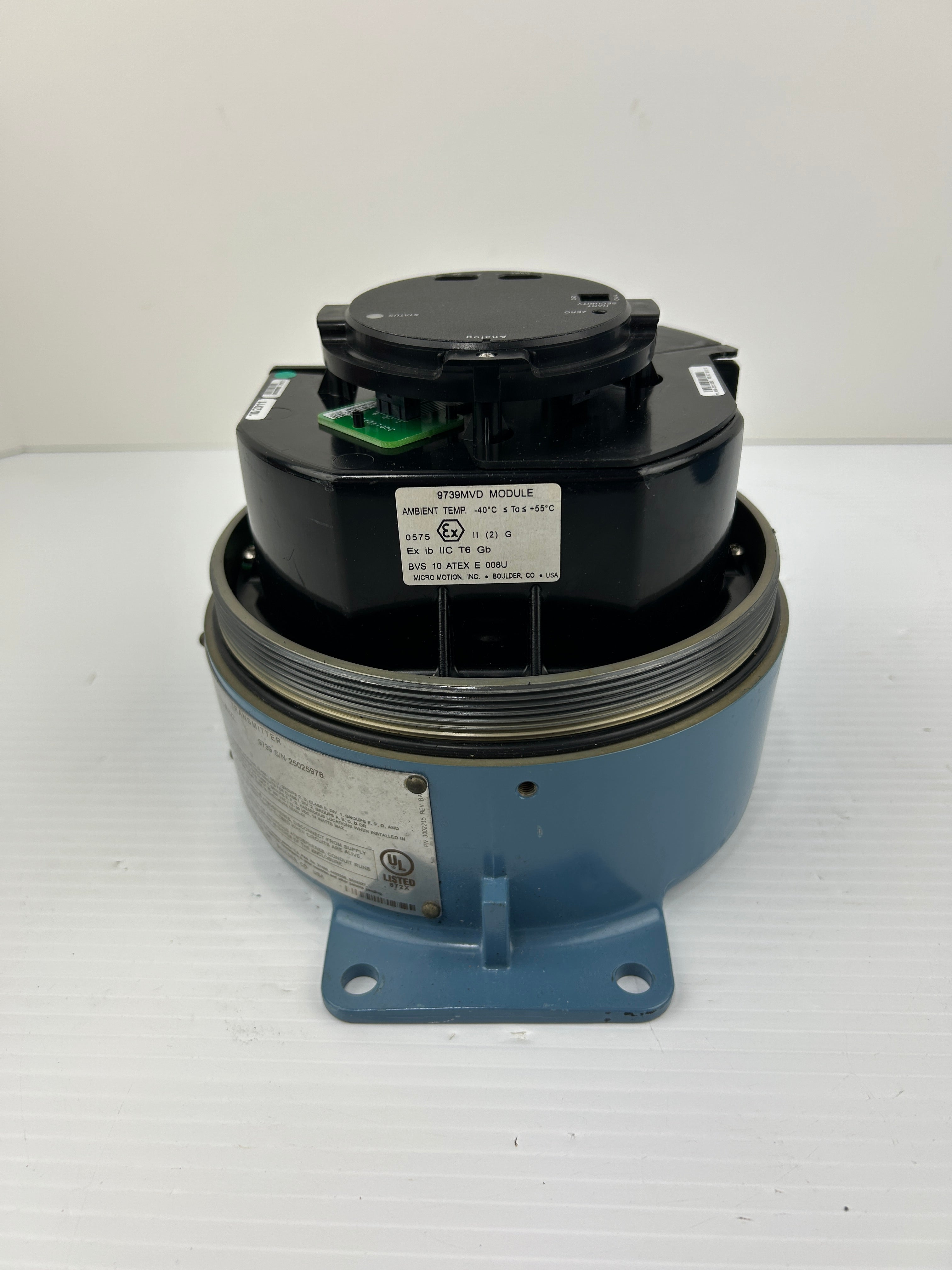 Micro Motion 9739MVD63UJEZZZ Remote Flow Transmitter 15V 500mA