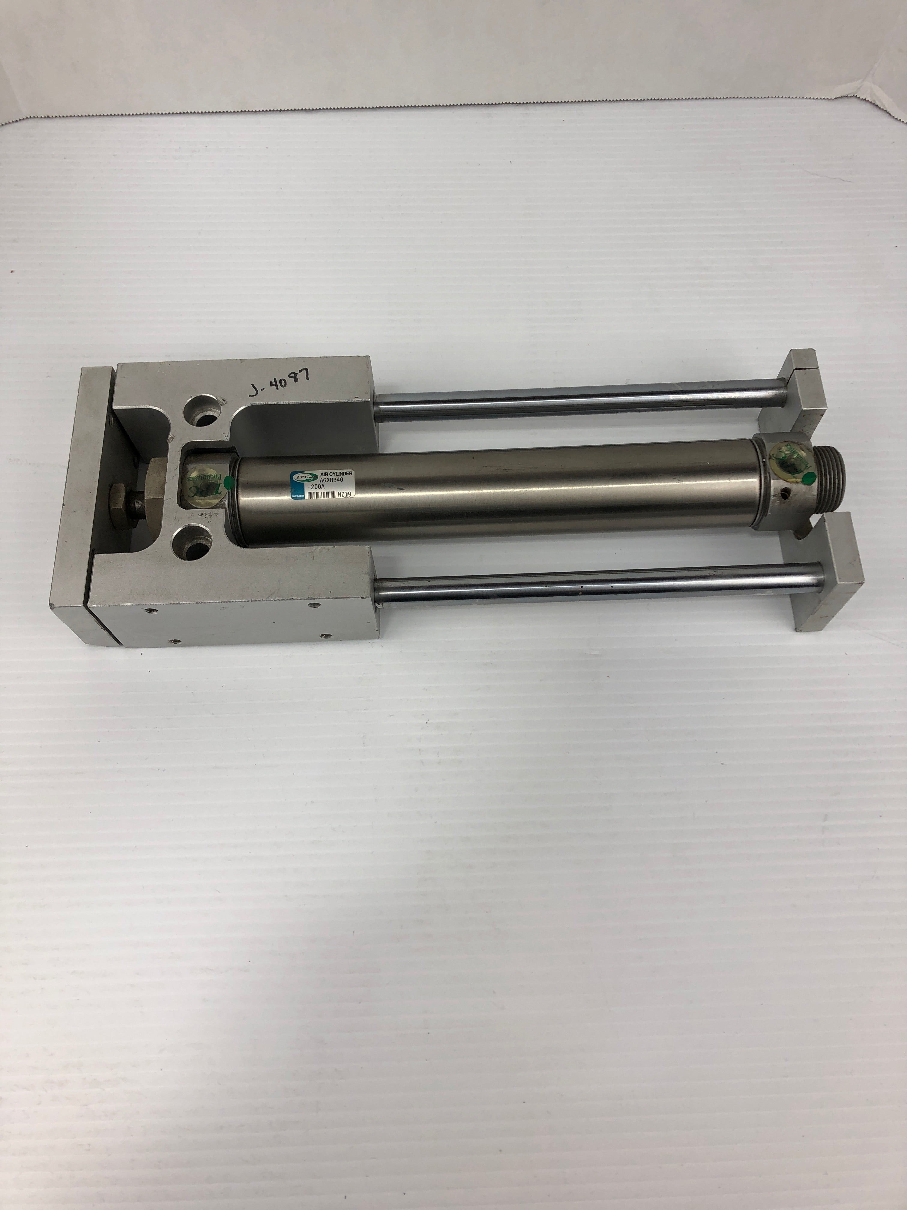 TPC AGXBB40-200A Air Cylinder