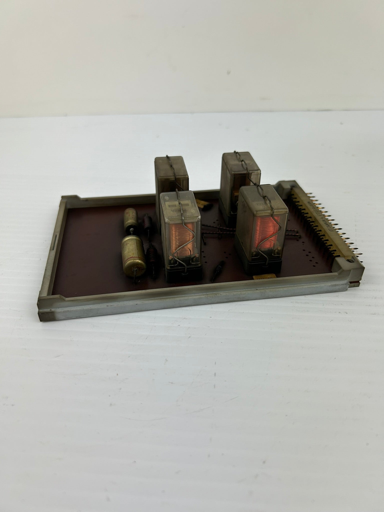 Barmag Electronic E44/00 Circuit Board with 4 Relays E4400