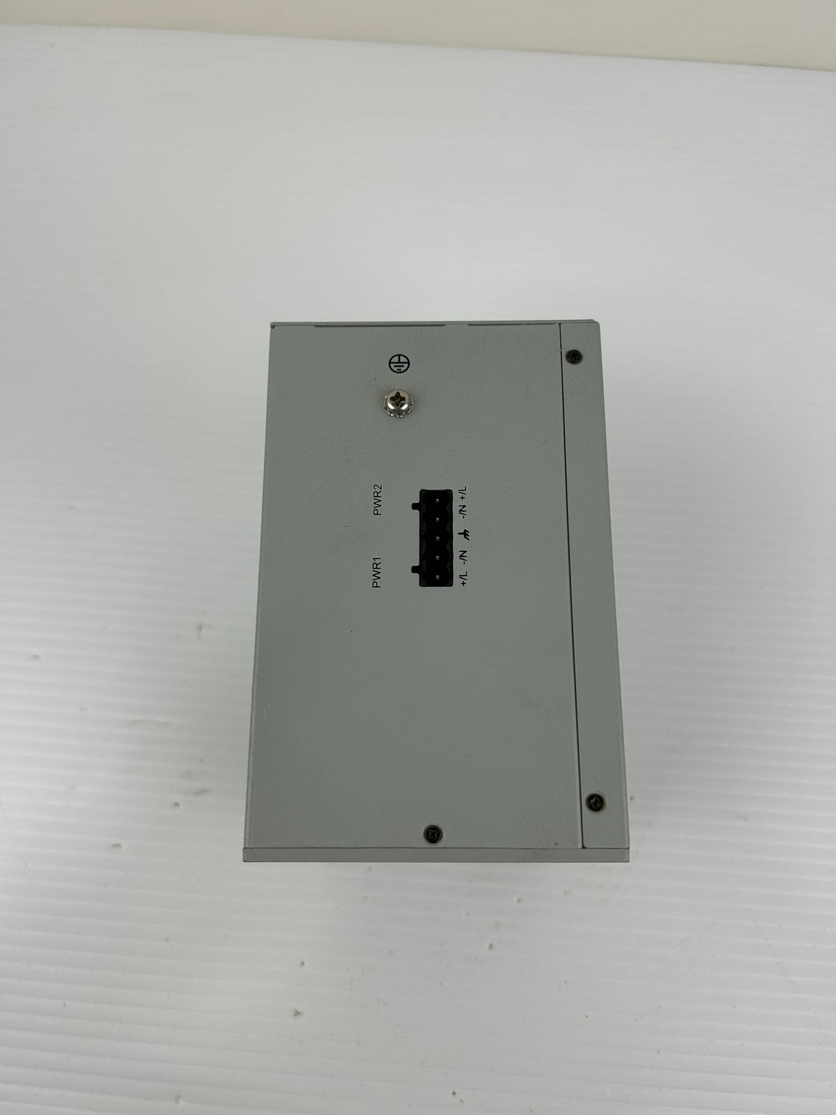 Allen Bradley 1783-US16T Stratix 2000 Unmanaged Ethernet Switch Series A