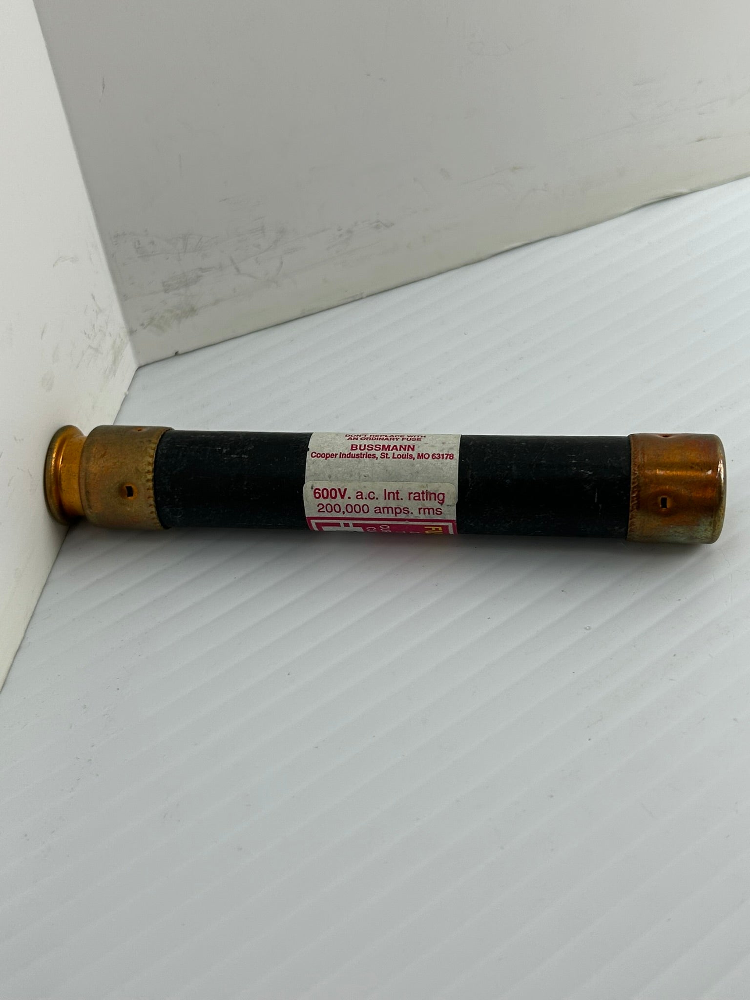Cooper Bussmann FRS-R-4 Fusetron Dual Element Time Delay Fuse 600V 4A - Lot of 4