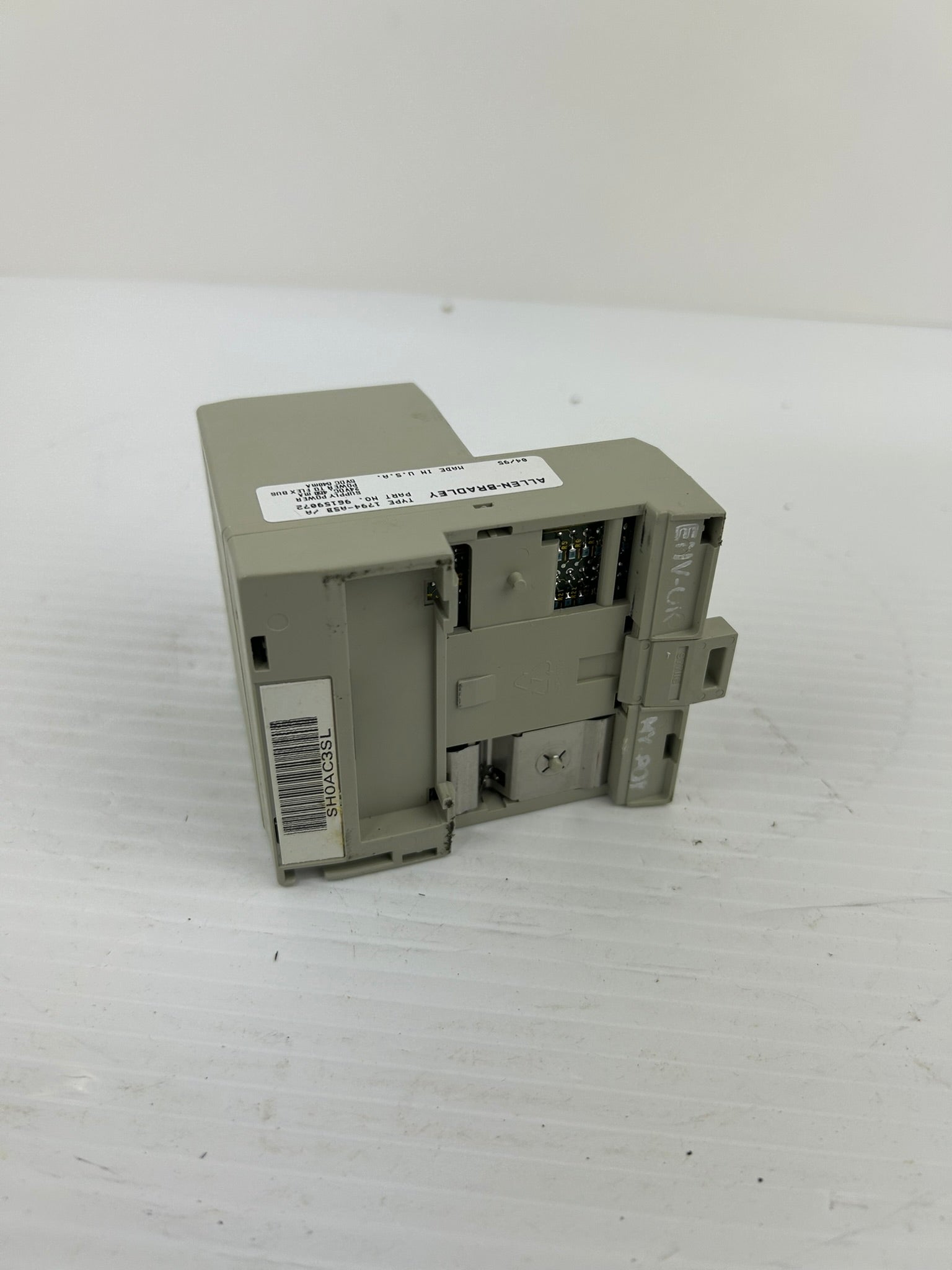 Allen-Bradley 1794-ASB Flex I/O Power Supply RIO Adapter Ser A Rev C01 24VDC