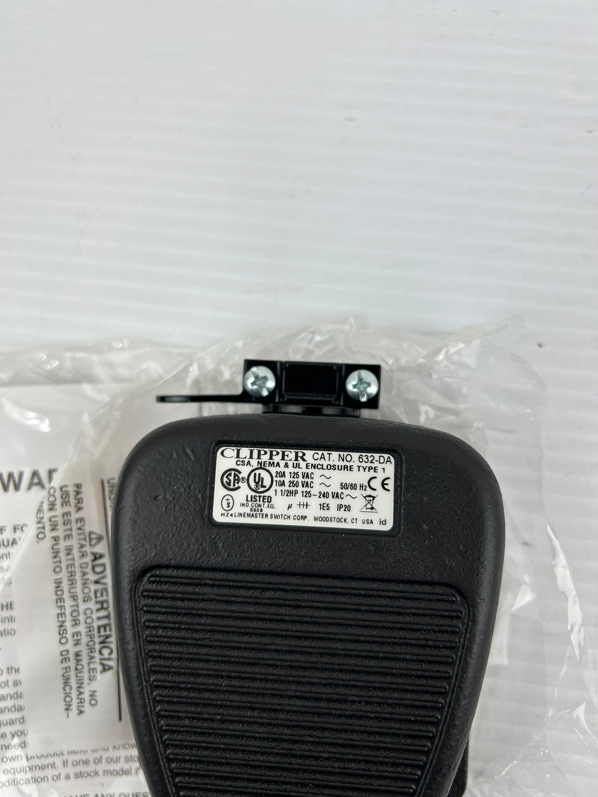 Linemaster Clipper 632-DA 2W808 Foot Switch Maintained 20A 125VAC 10A 250VAC