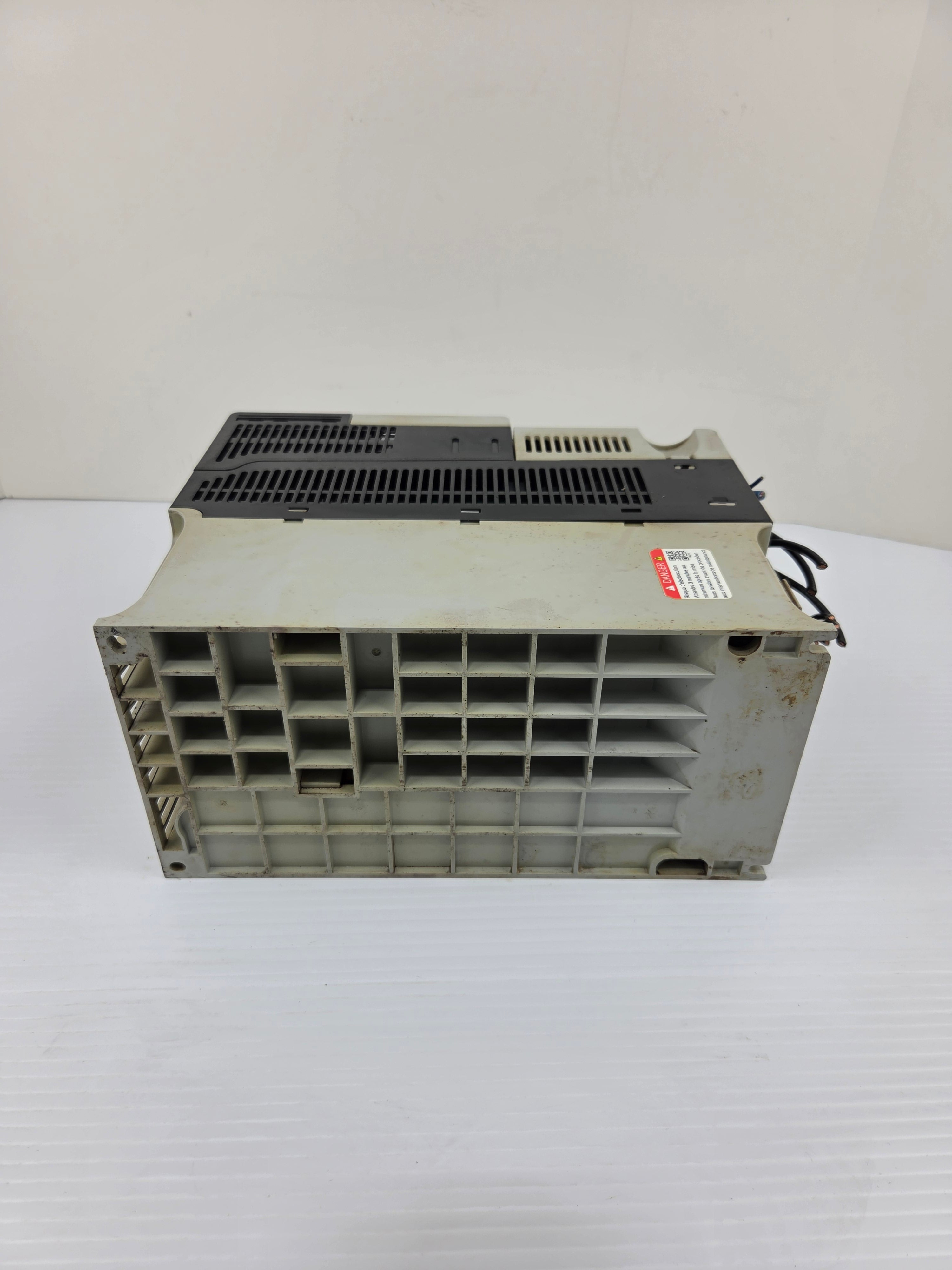 Allen-Bradley 25B-D024N114 PowerFlex Drive 525 Series A 15HP 3PH 480V