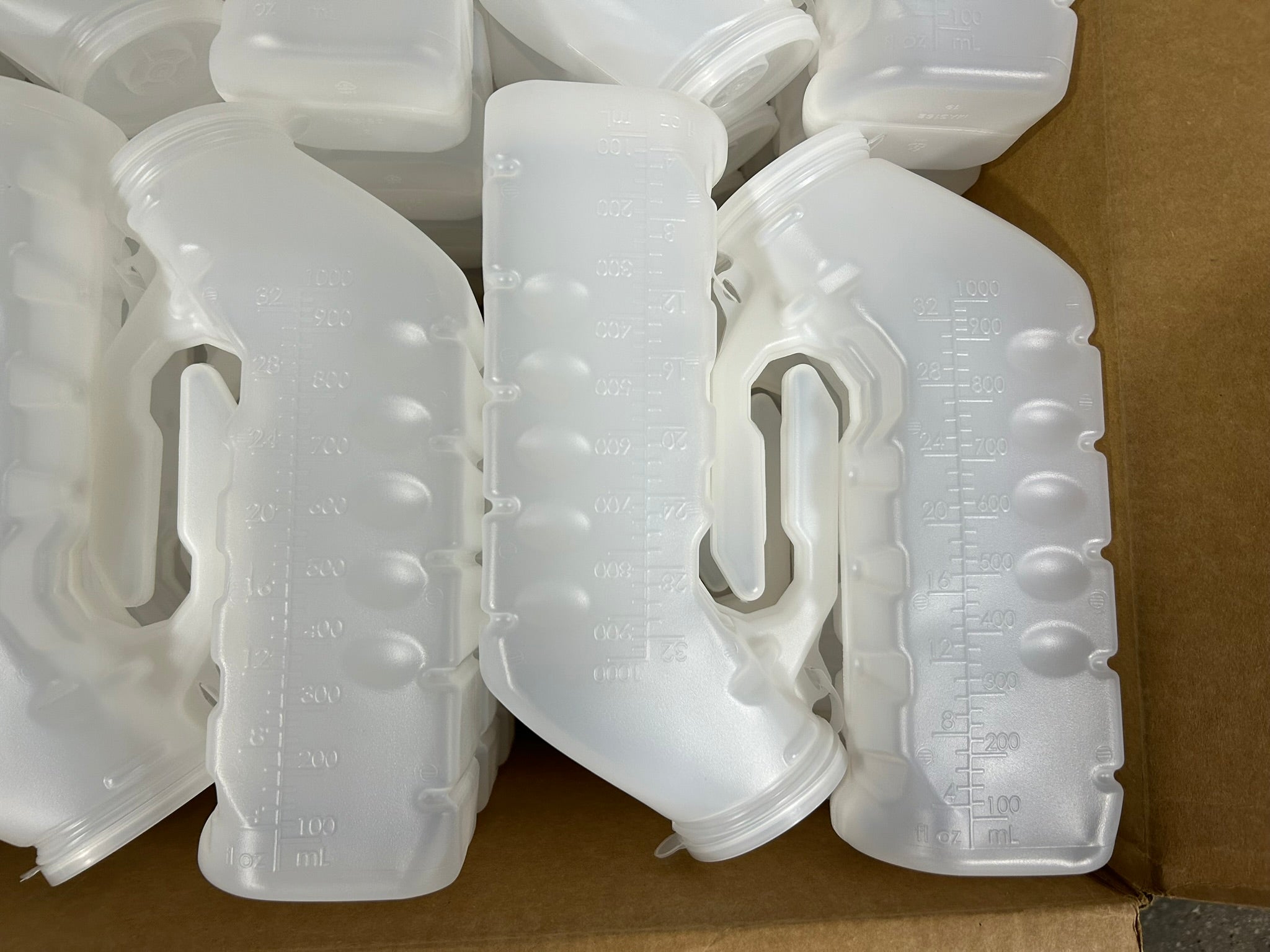 Medline DYND80235S Supreme Male Urinal with Clear Cover Single Use - Box of 48