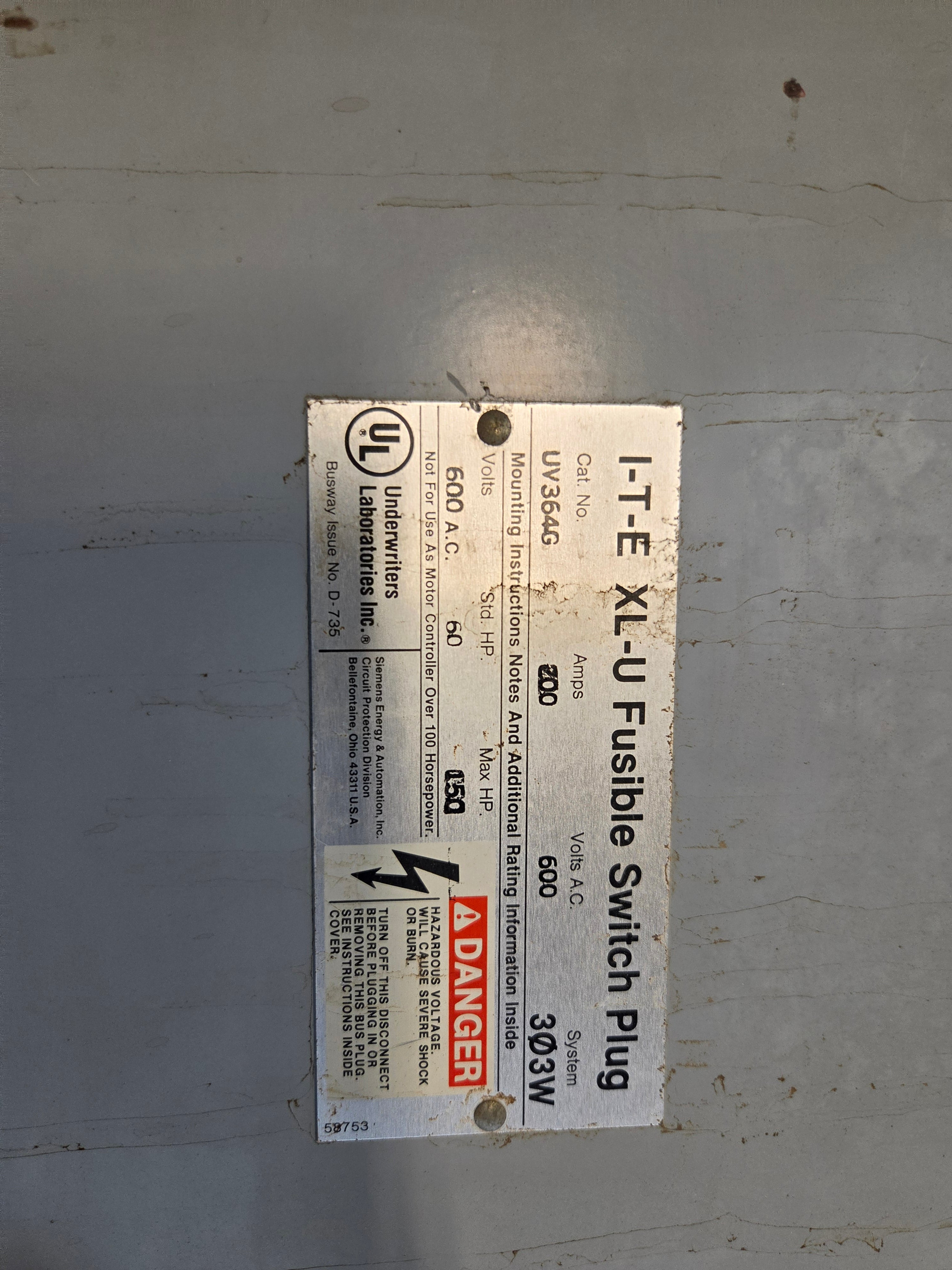 ITE UV364G XL-U Bus Plug Fusible Switch 200A 600VAC Busway 3 Phase 3 Wire