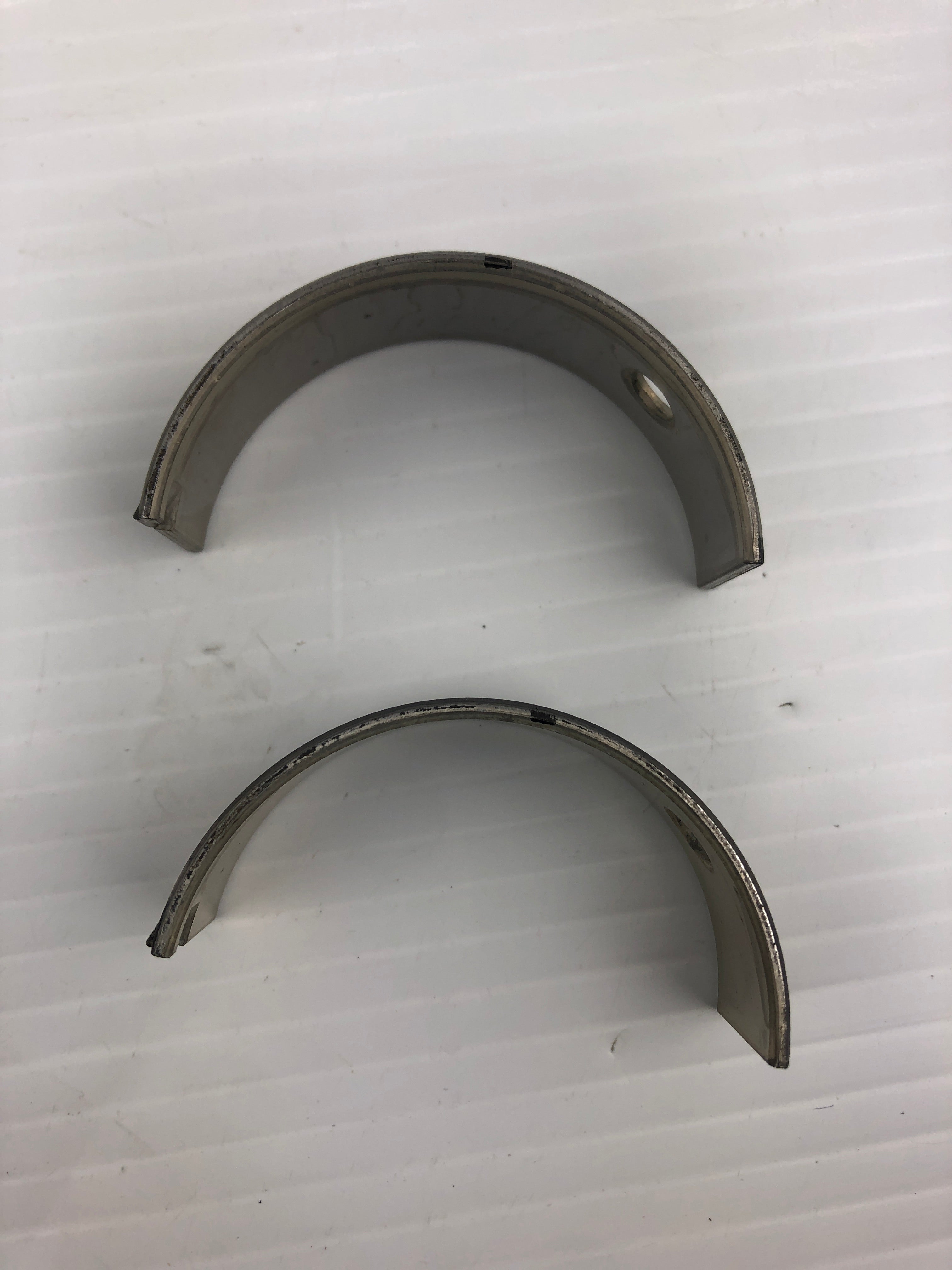 Clevite CB699P10 Engine Connecting Rod Bearing Pair CB-699 P-10