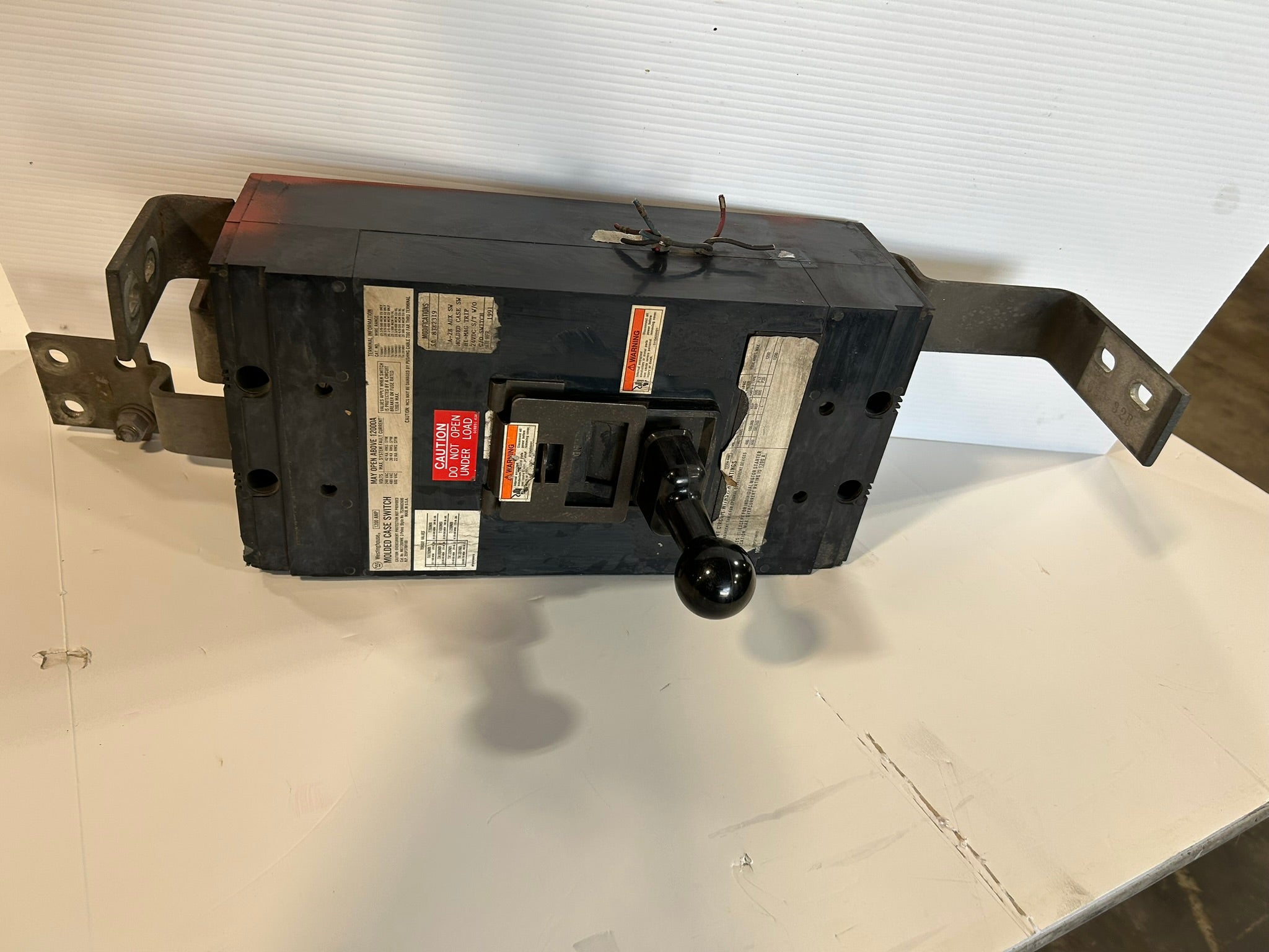 Westinghouse NB31200WK Molded Case Switch Circuit Breaker 1200 Amp 3-Pole 600V
