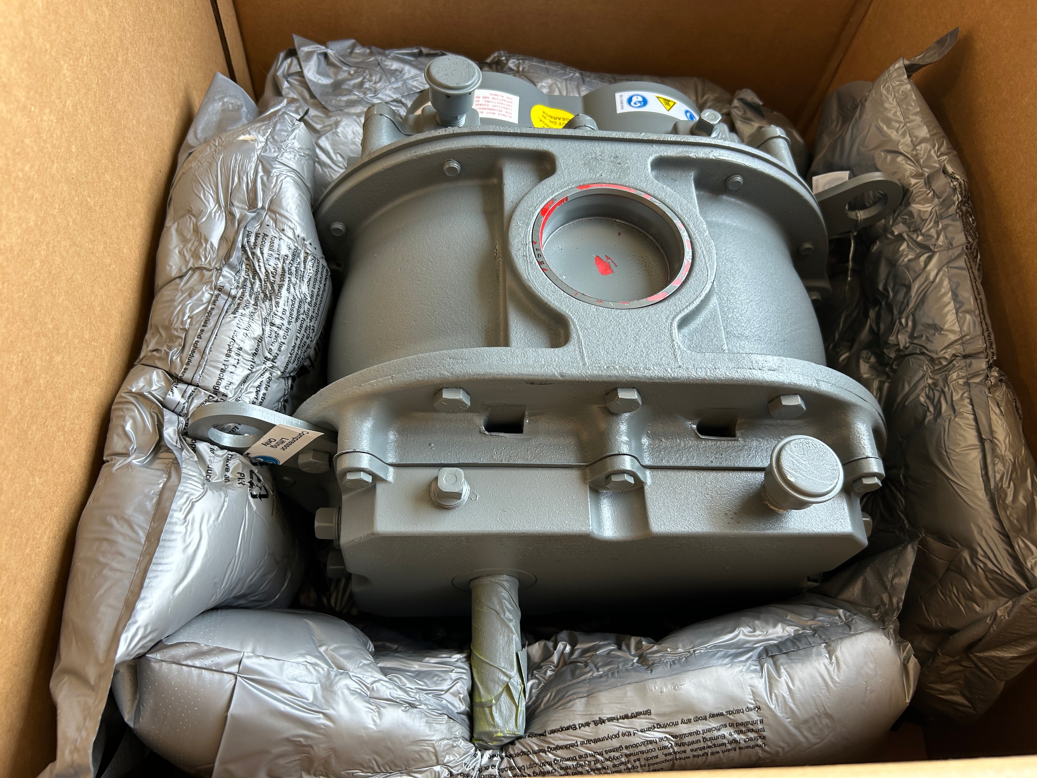 Howden Roots Rotary Lobe Blower 45 URAI DSL L with Novatec Gear Oil 12-0028