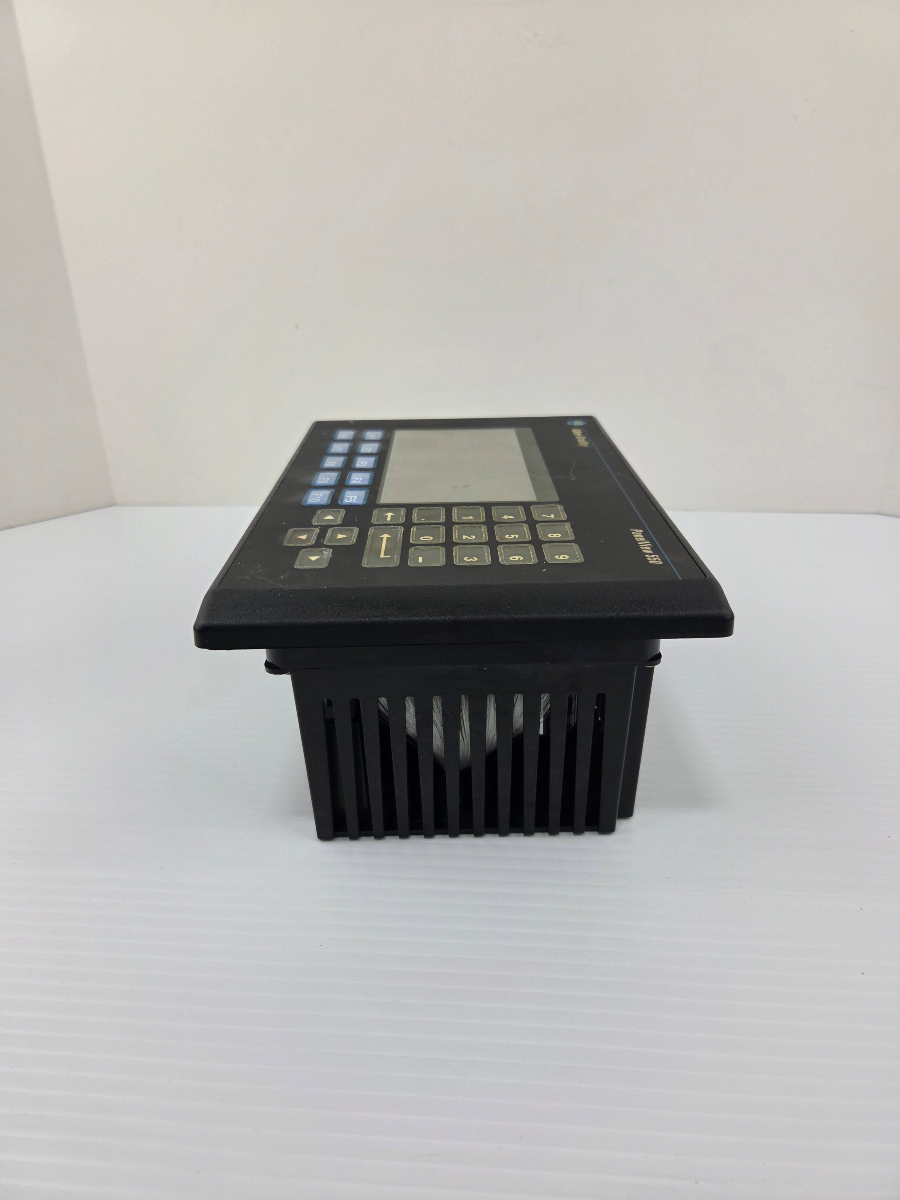 Allen-Bradley 2711-B5A2 PanelView 550 HMI Operator Terminal Series F 100-240VAC