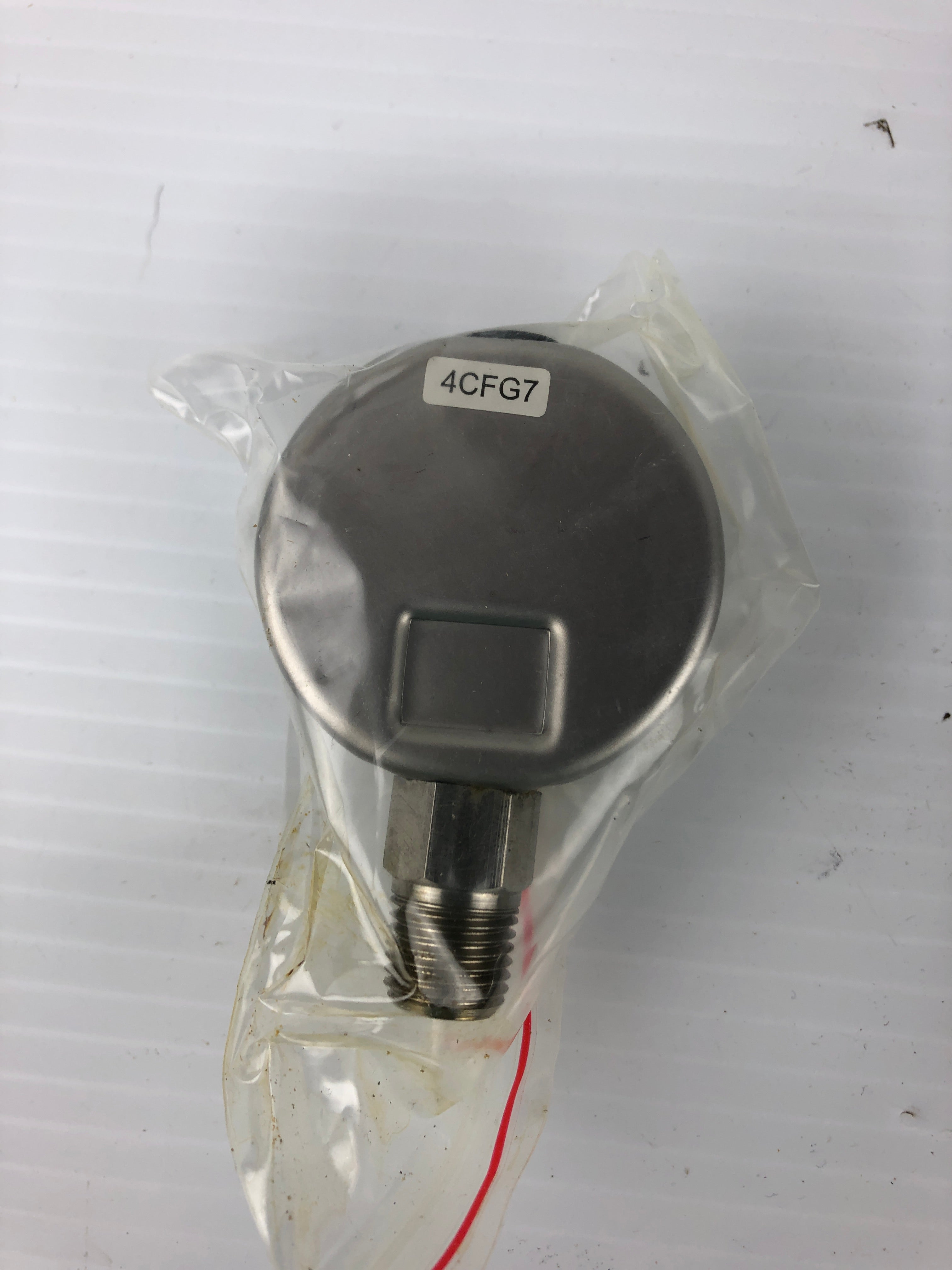 Pressure Gauge 4CFG7 2" 0-3000 PSI