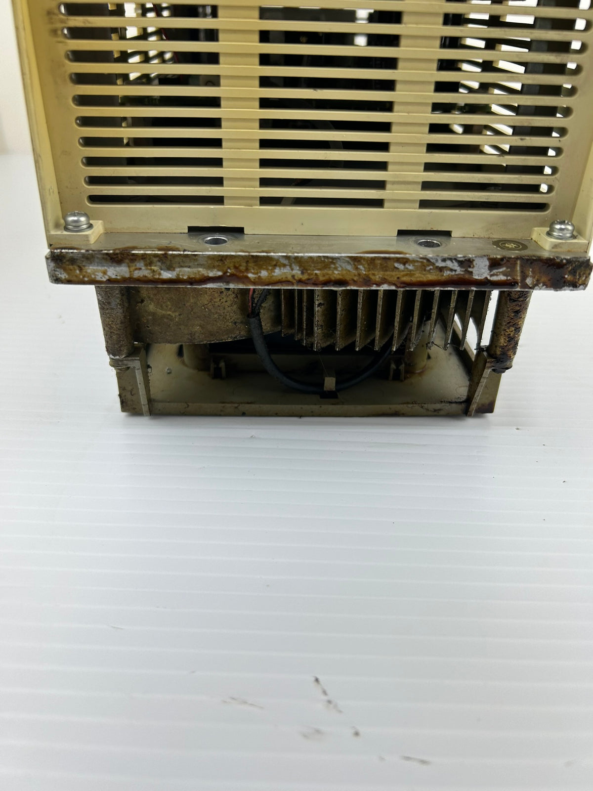 Mitsubishi MDS-C1-SPH-220 Spindle Drive 22kW 200V 3PH CNC Servo - Cracked Case