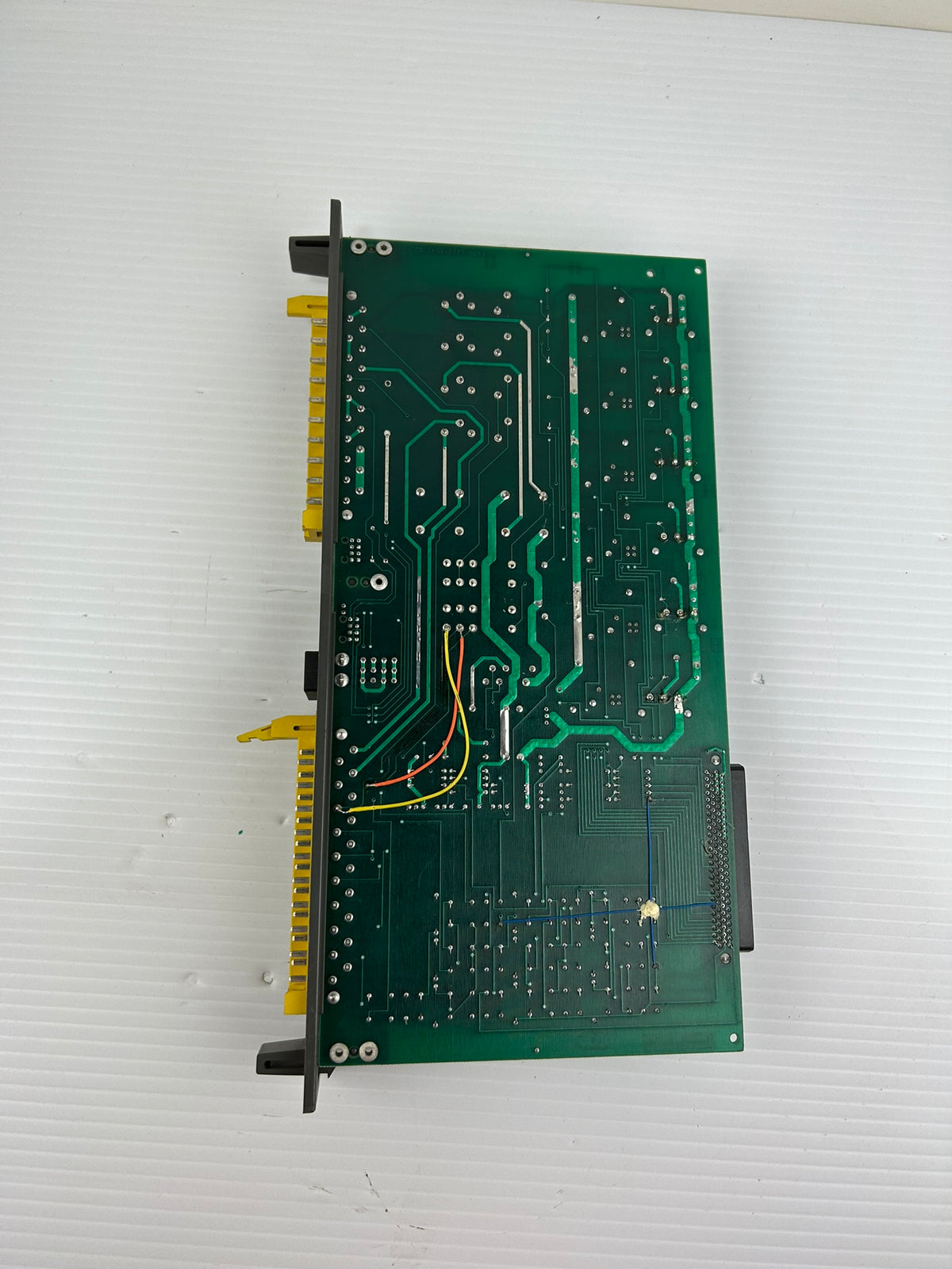 Fanuc A16B-1212-0540/04B P381-BB CNC Control Relay Circuit Board Assembly