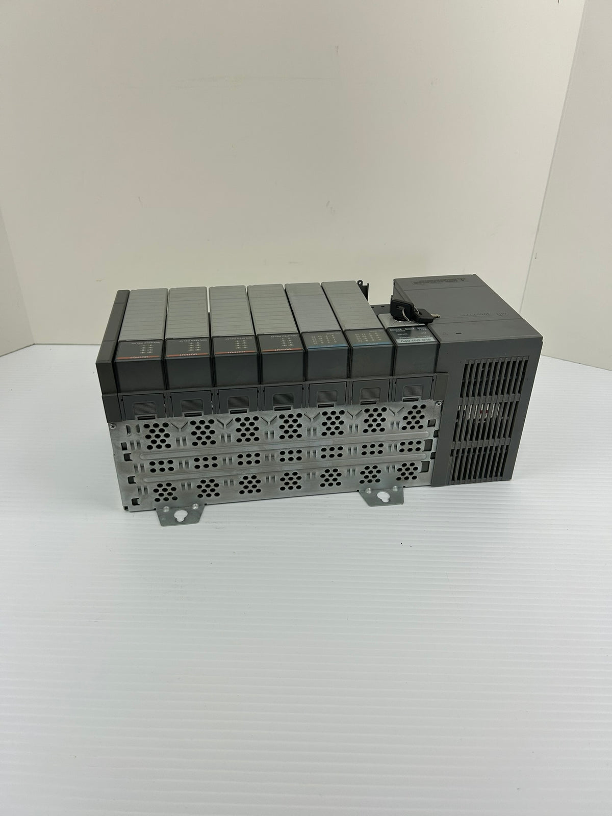Allen-Bradley SLC 500 PLC 7-Slot Rack 1746-A7 Series B SLC 5/03 CPU I/O