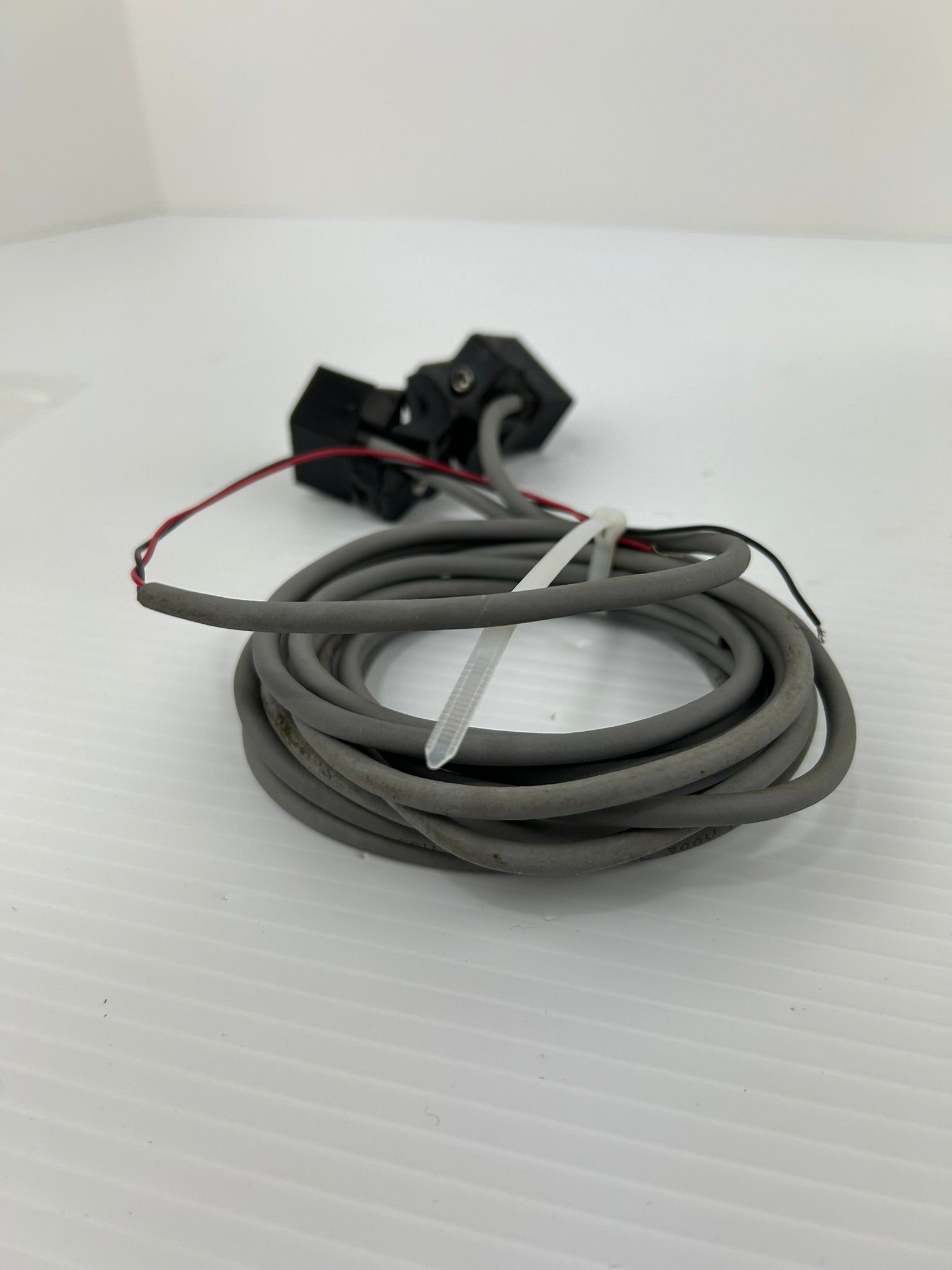 Canfield Connector 710-000-004 Switch Sensor (Qty 2) with E174416 Cable Wire