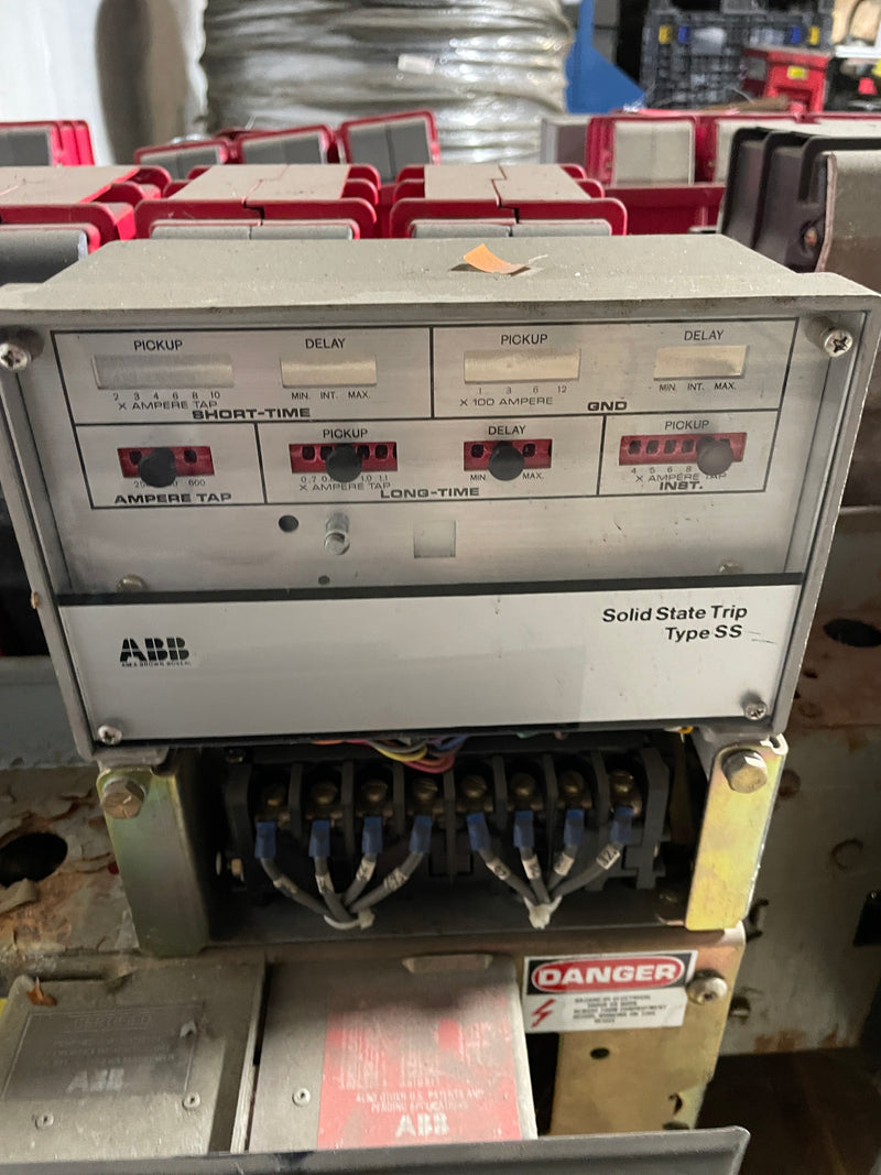 ABB K600S K-Line Power Circuit Breaker 600A 50/60 600VAC K-600S with SS3 Trip