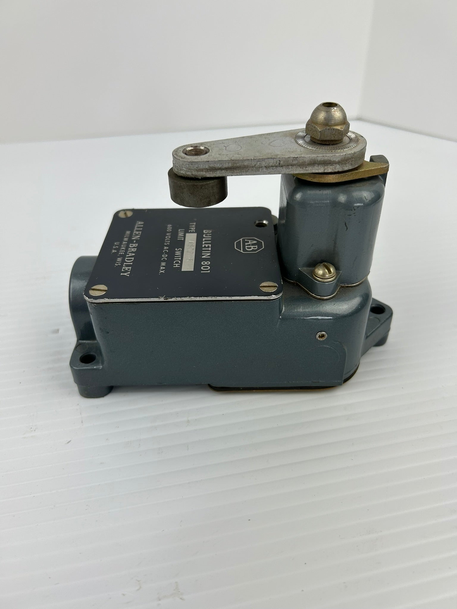 Allen Bradley ASC218 Limit Switch Bulletin 801 600 Volts AC-DC Max
