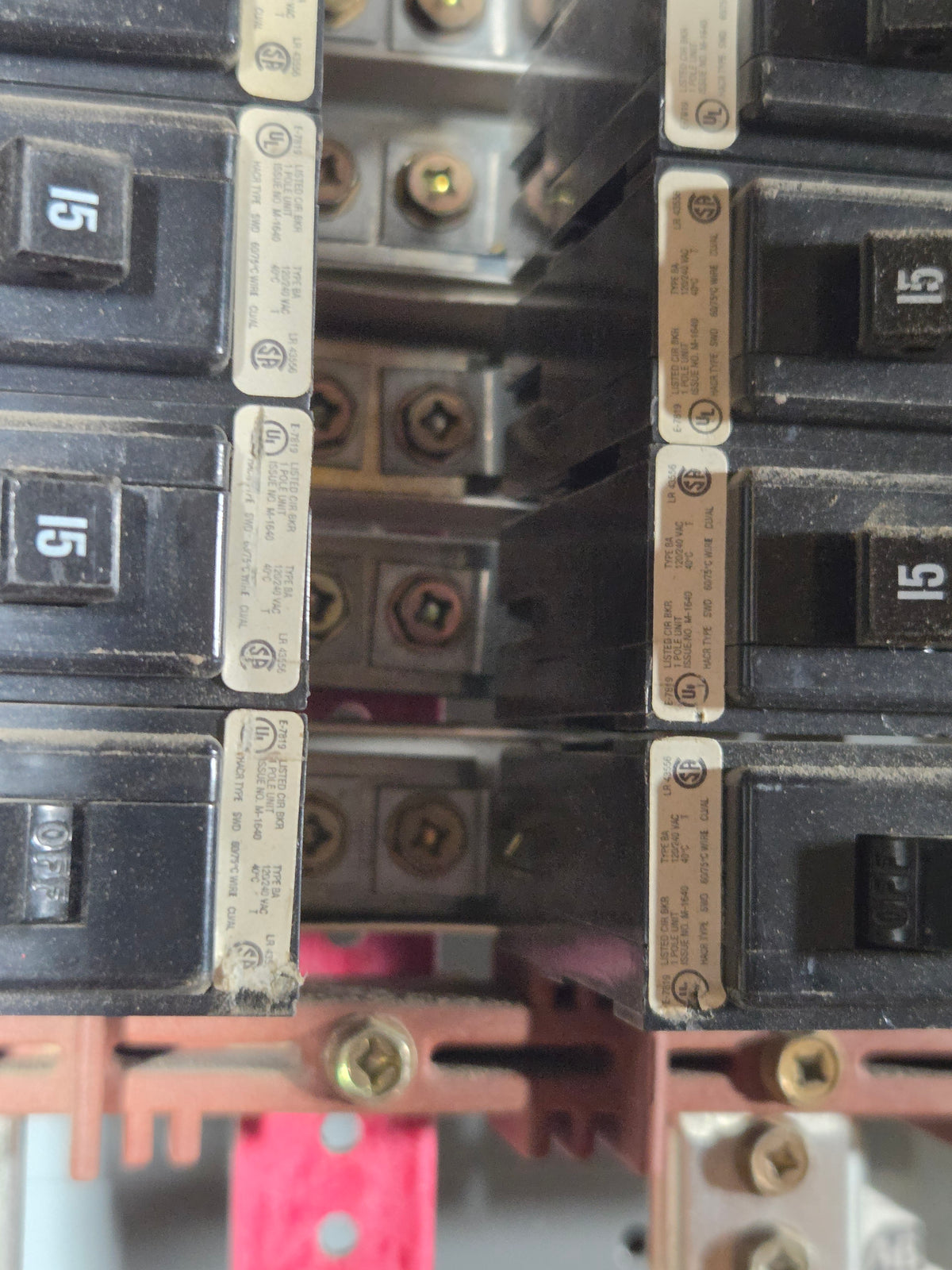 Allen-Bradley Industrial Circuit Breaker Distribution Panel 18 x 15A Breakers