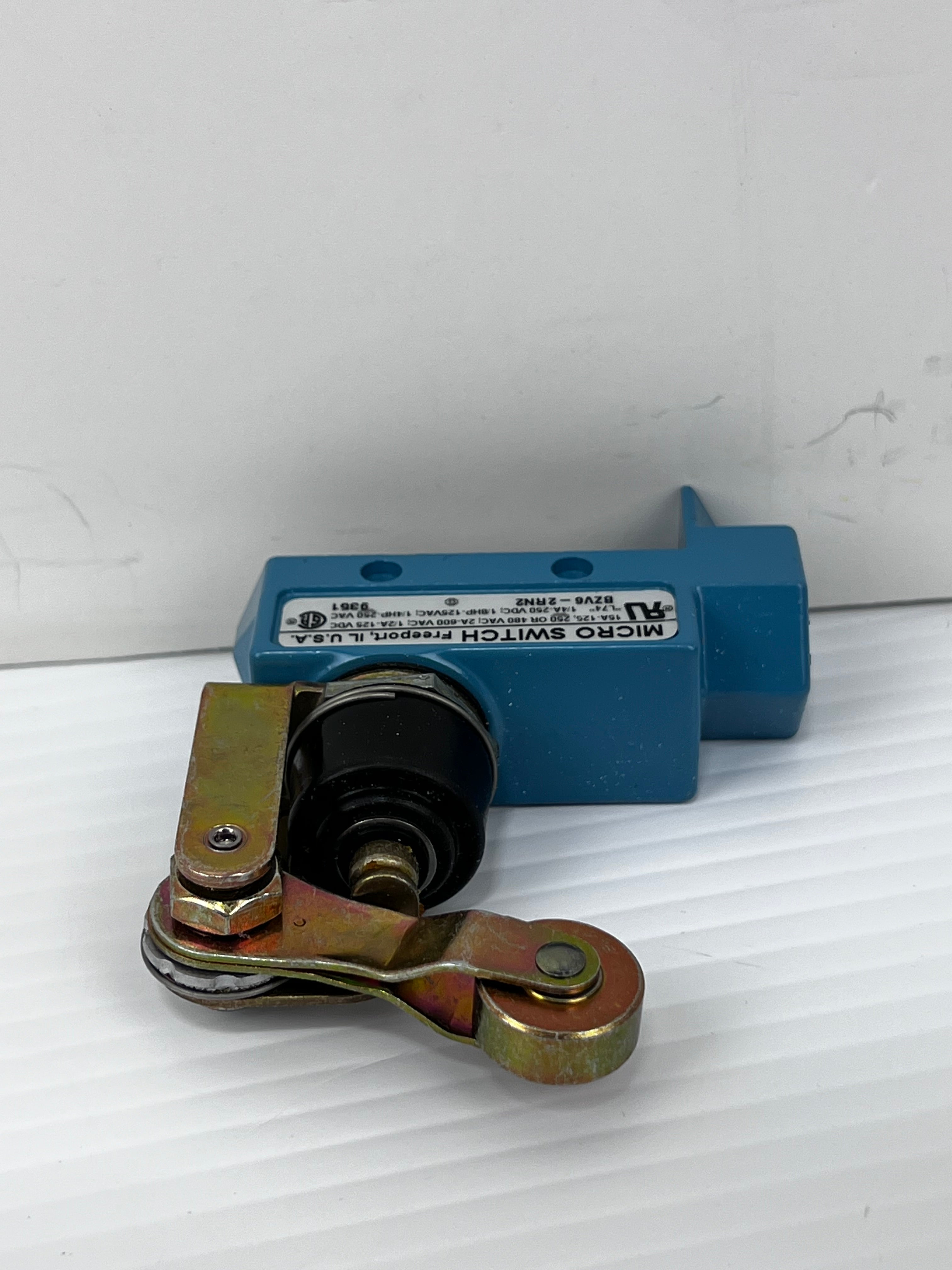 Honeywell BZV6-2RN2 Micro Switch