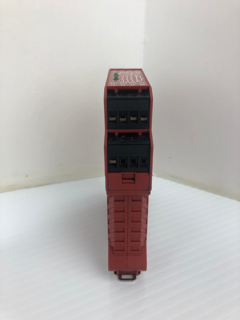 Allen-Bradley MSR127TP Guardmaster Safety Relay Ser. B 250V 5A