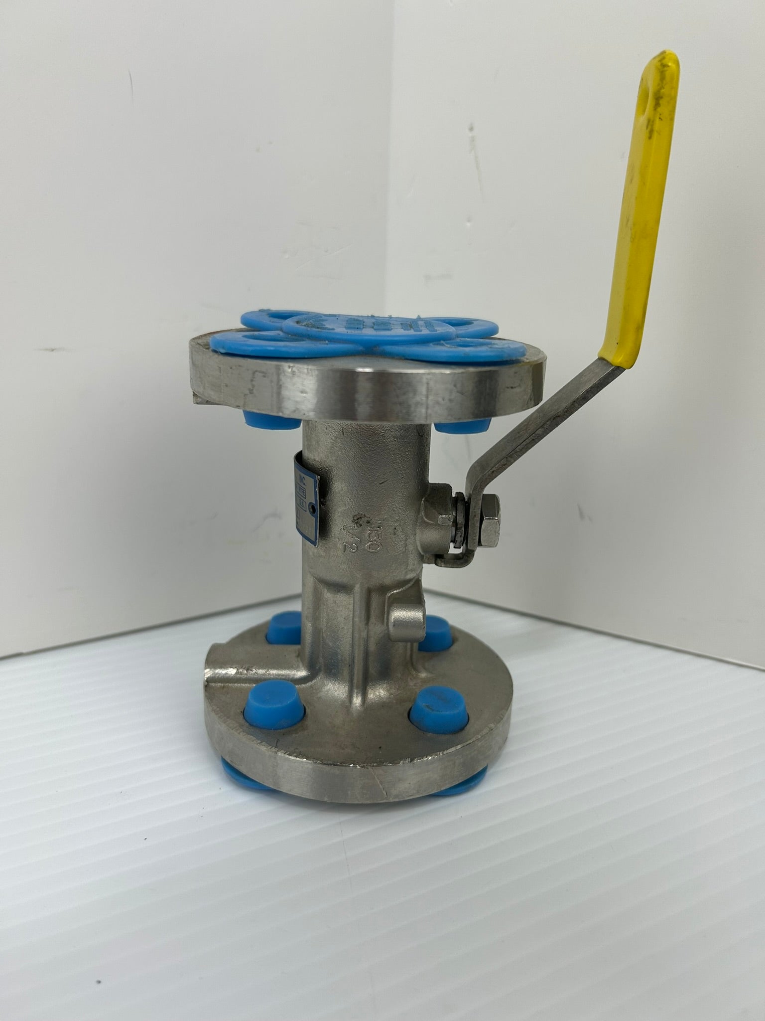 Conbraco CFM8 RTFE Manual Flanged Ball Valve 8710302 1/2" 316 SS