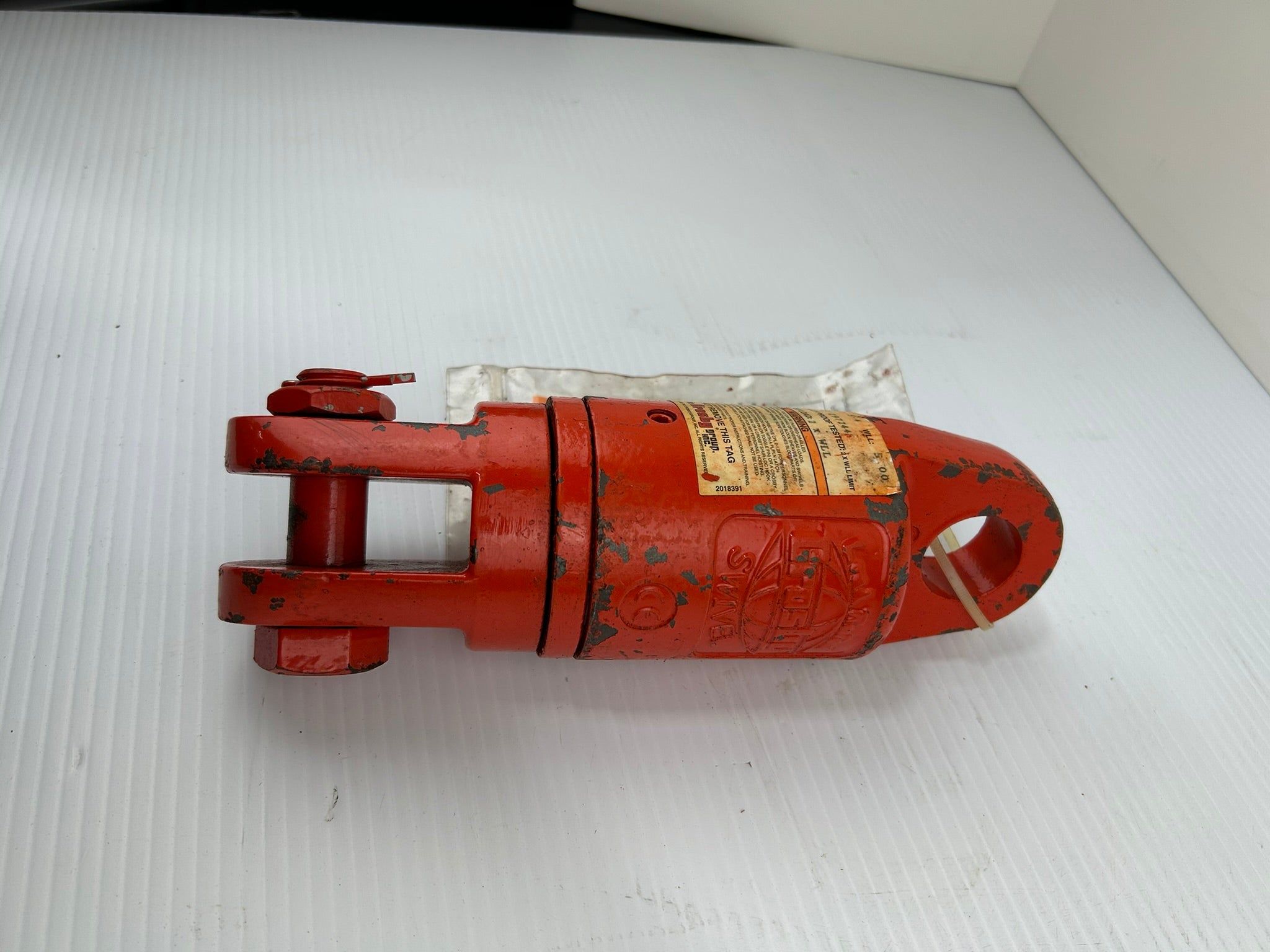 The Crosby Group 297244 5 Metric Tons Swivel - Tackle Block and Sheave Assembly