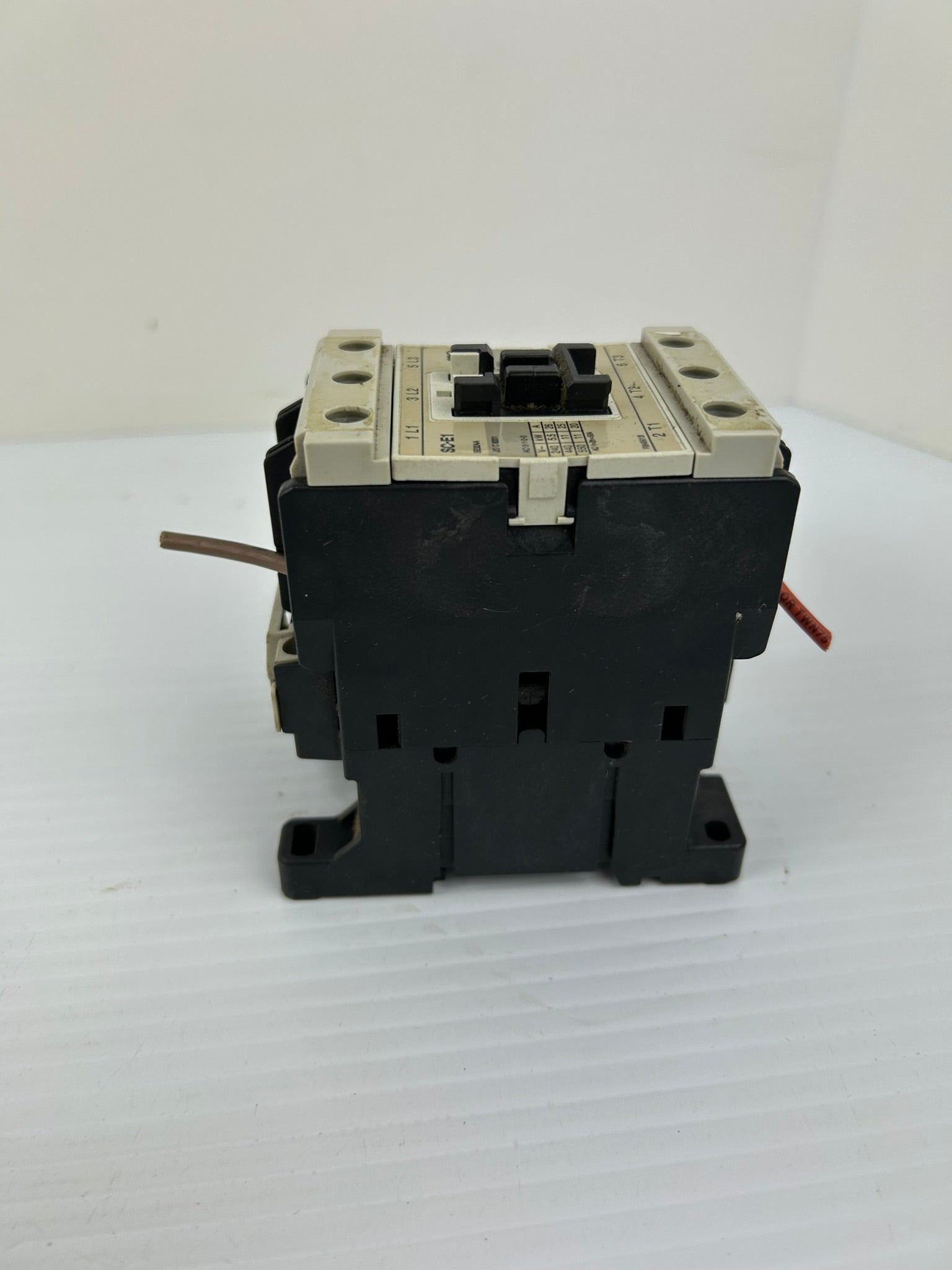 Fuji Electric SC-E1 Contactor SE32AA